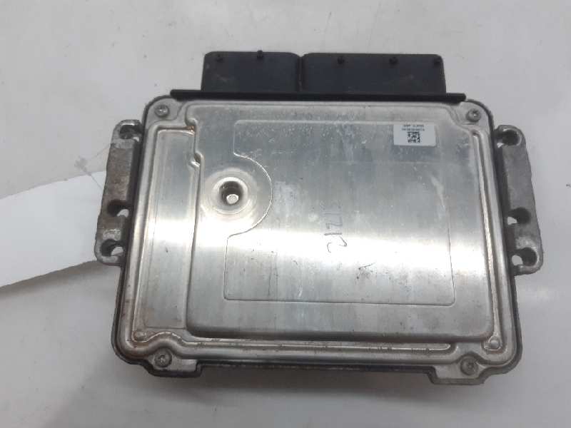 HYUNDAI Accent MC (2006-2011) Engine Control Unit ECU 391012A415 18552481