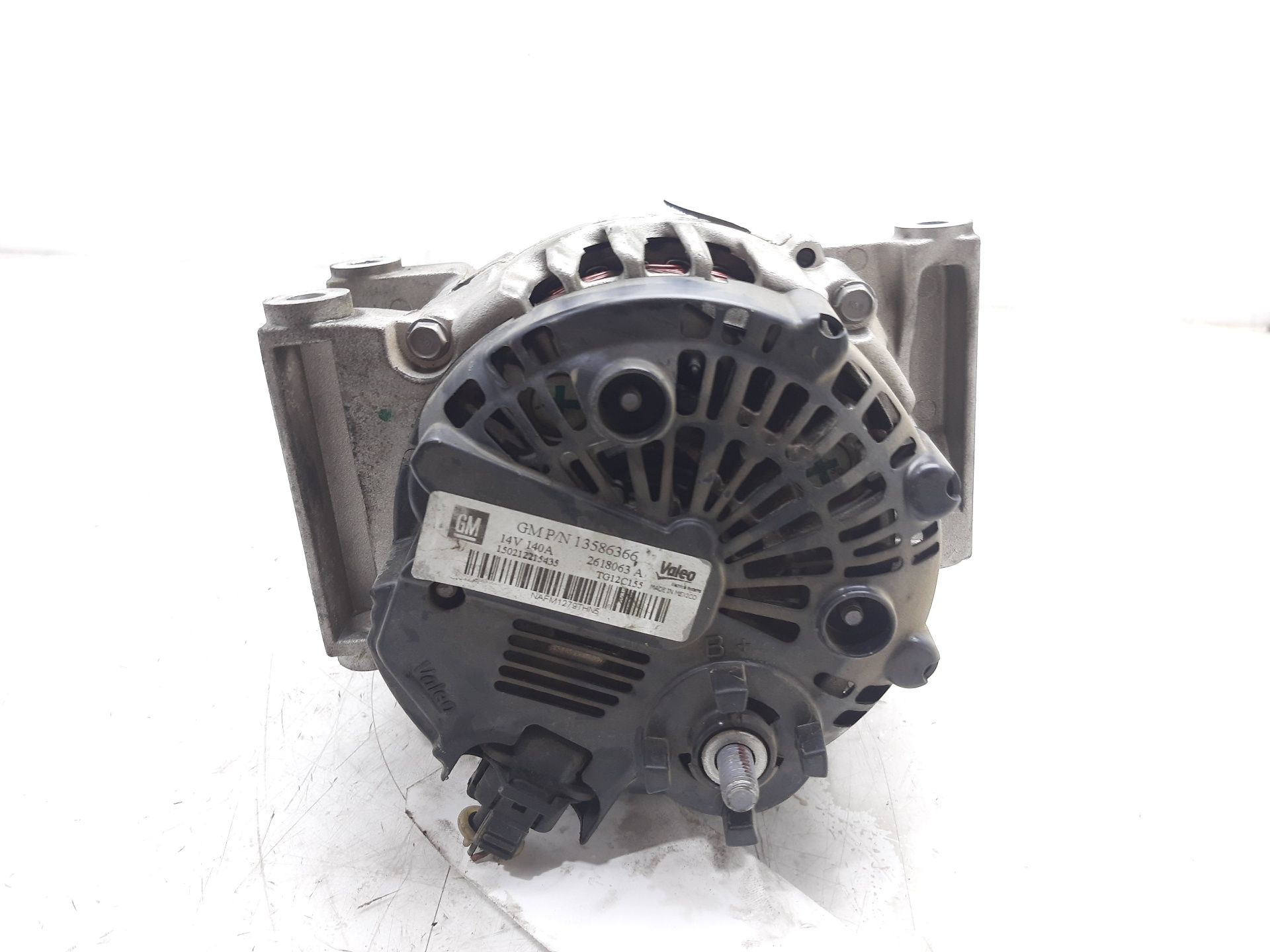 OPEL Astra J (2009-2020) Alternator 13586366 21086494