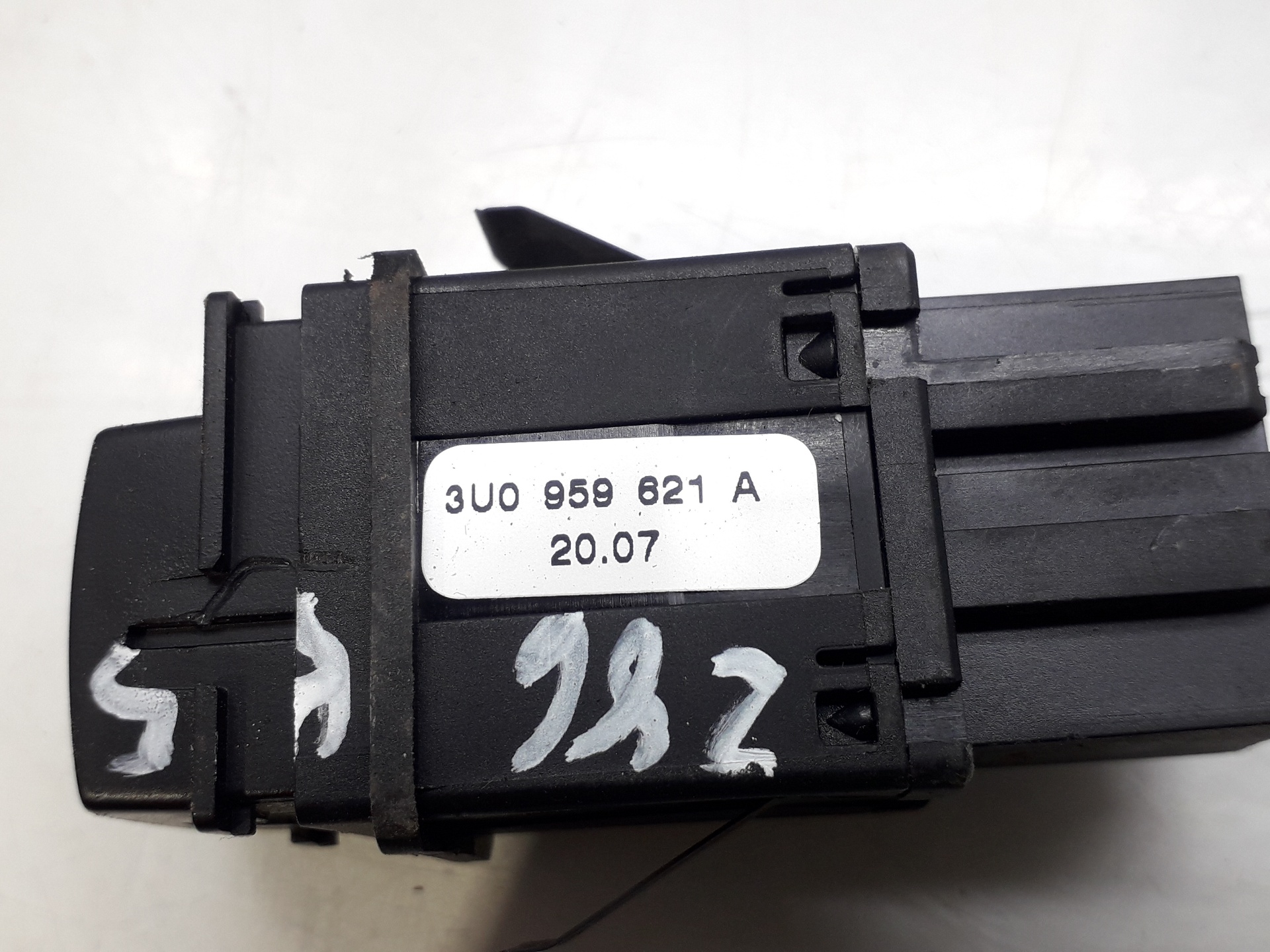 SKODA Superb 1 generation (2001-2008) Switches 3U0959621A 20146089