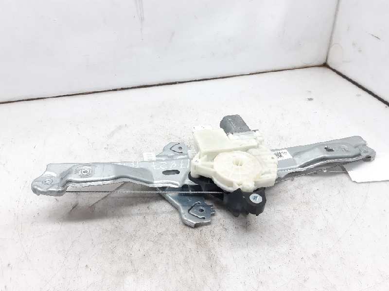 NISSAN Qashqai 2 generation (2013-2023) Rear left door window lifter 82701HV00C 18406410