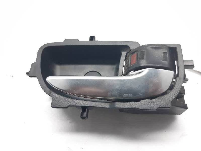 TOYOTA Yaris 3 generation (2010-2019)  Правая задняя внутренняя ручка открытия 692050D271C1 18552415