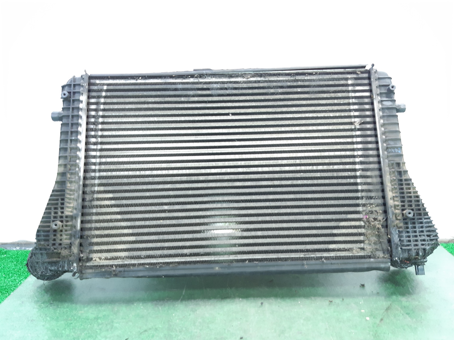 VOLKSWAGEN Golf 5 generation (2003-2009) Intercooler Radiator 1K0145803T 22465700