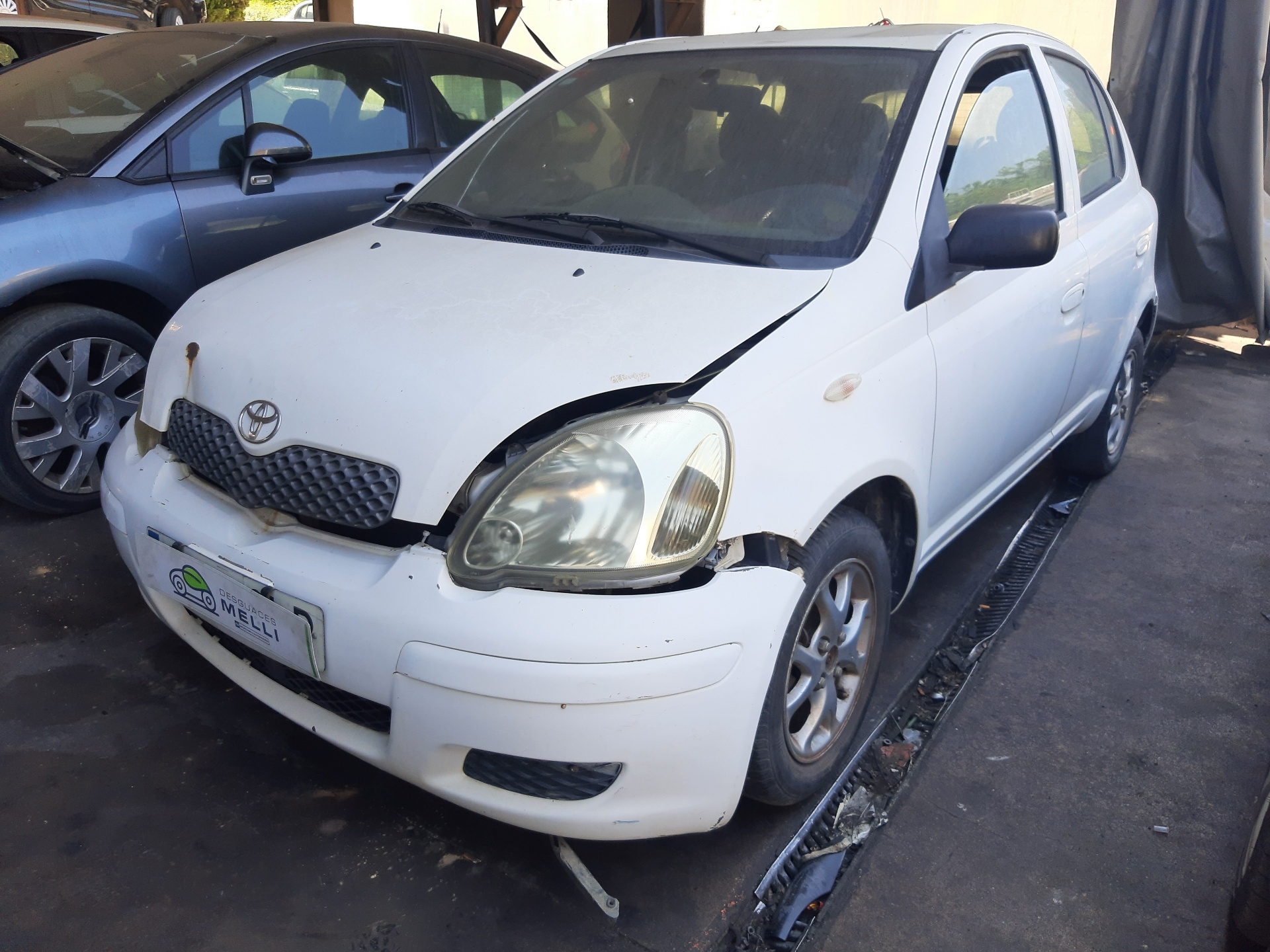 TOYOTA Yaris 1 generation (1999-2005) Forreste højre skærm 538110D010 25109255