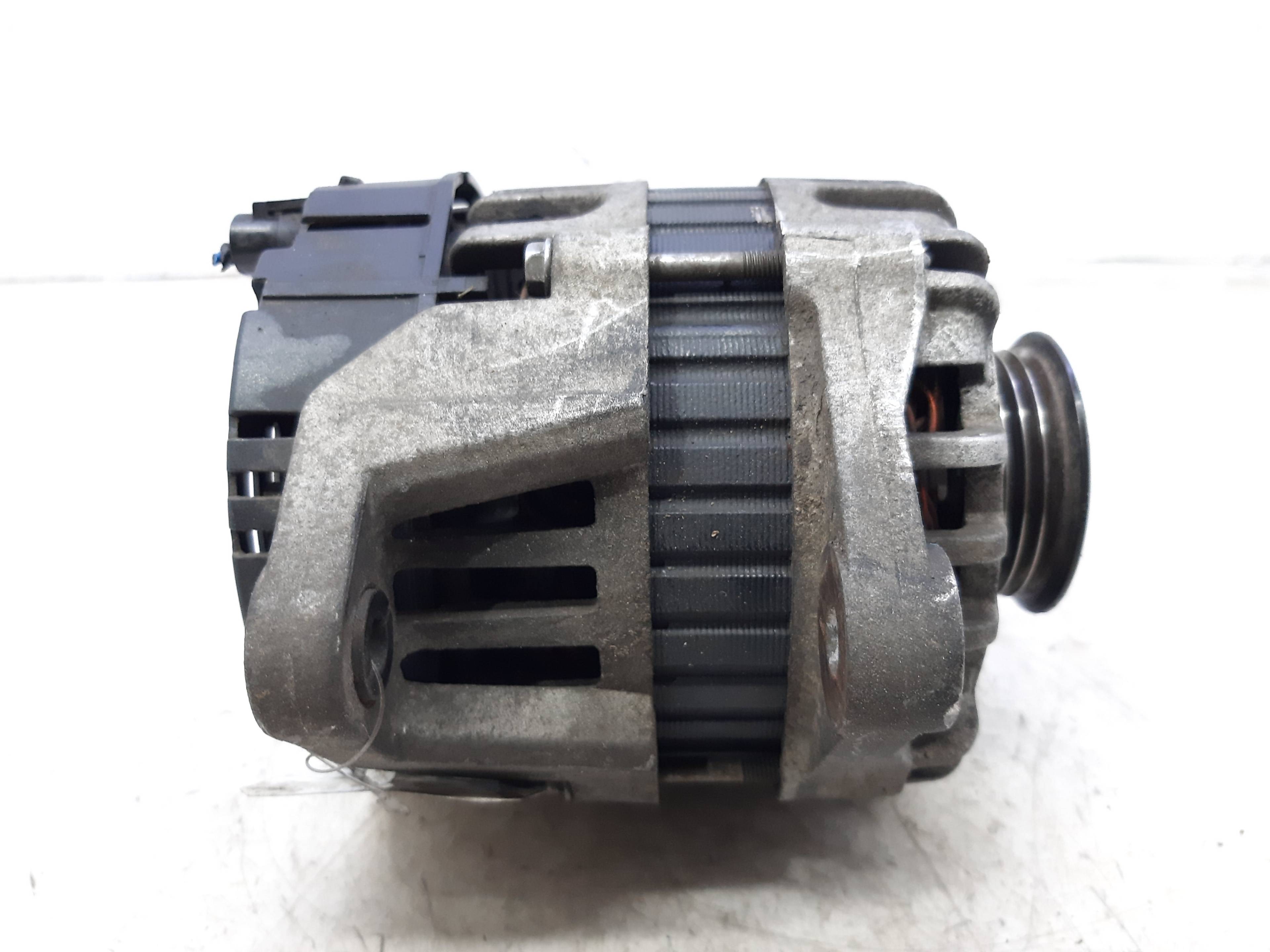 HYUNDAI Getz 1 generation (2002-2011) Alternator 3730002550 20709717