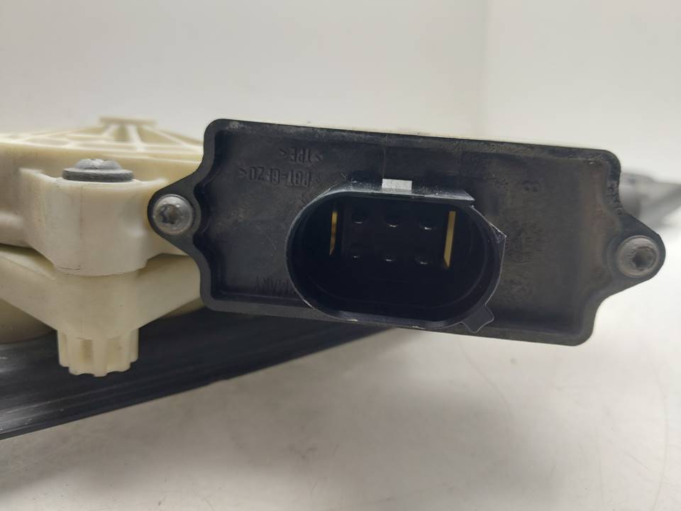 Elevalunas delantero derecho 306D2 51333448250 de Bmw X3 (e83) 2004-2007 - pieza usada