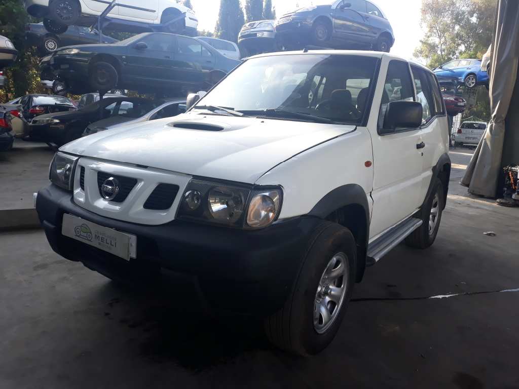 NISSAN Terrano 2 generation (1993-2006) Vasemman etuoven sisäkahvan kehys 8067190J00 20195017