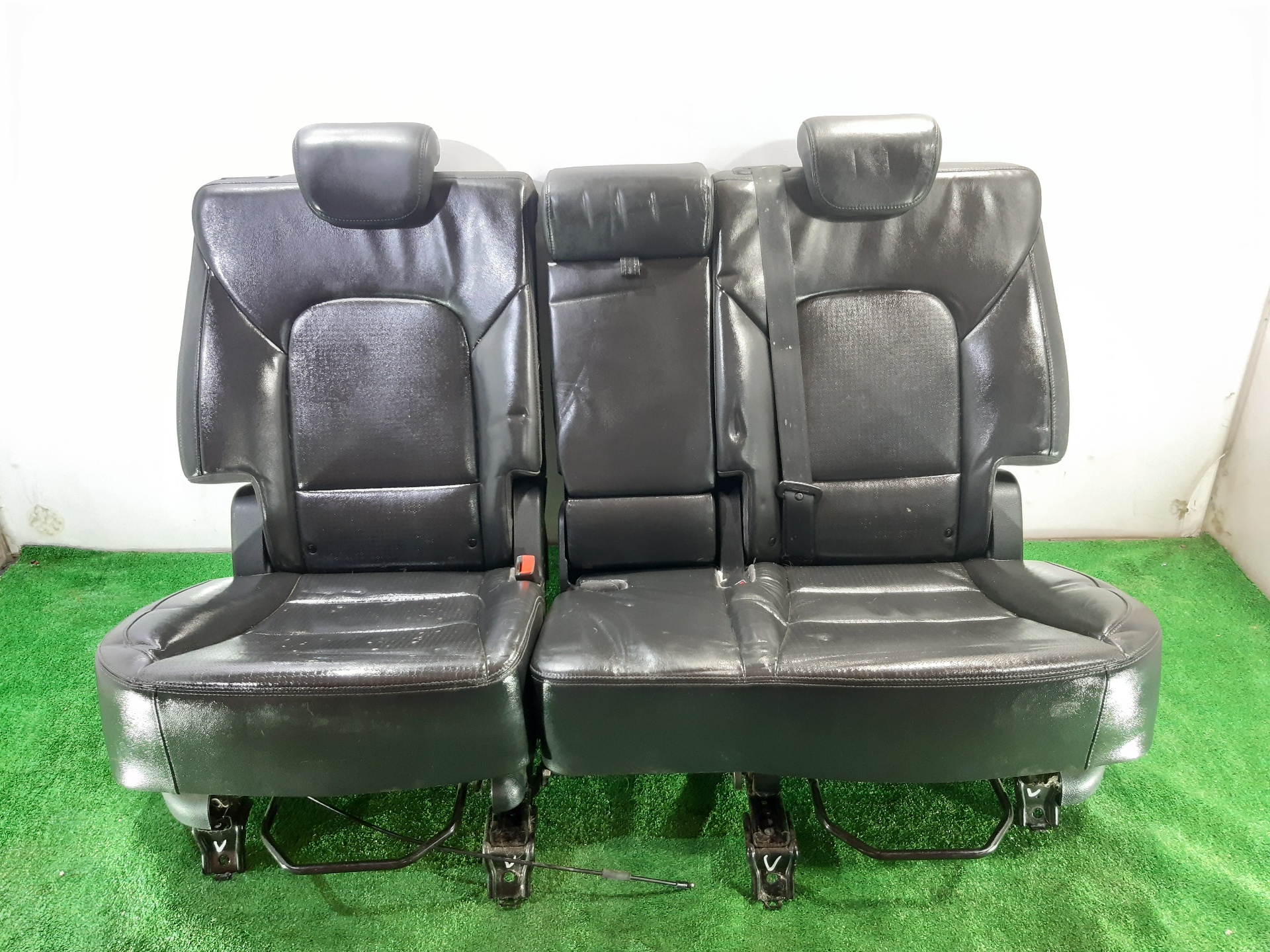 HYUNDAI Santa Fe DM (2012-2020) Seats 896002W000RYN 24013407