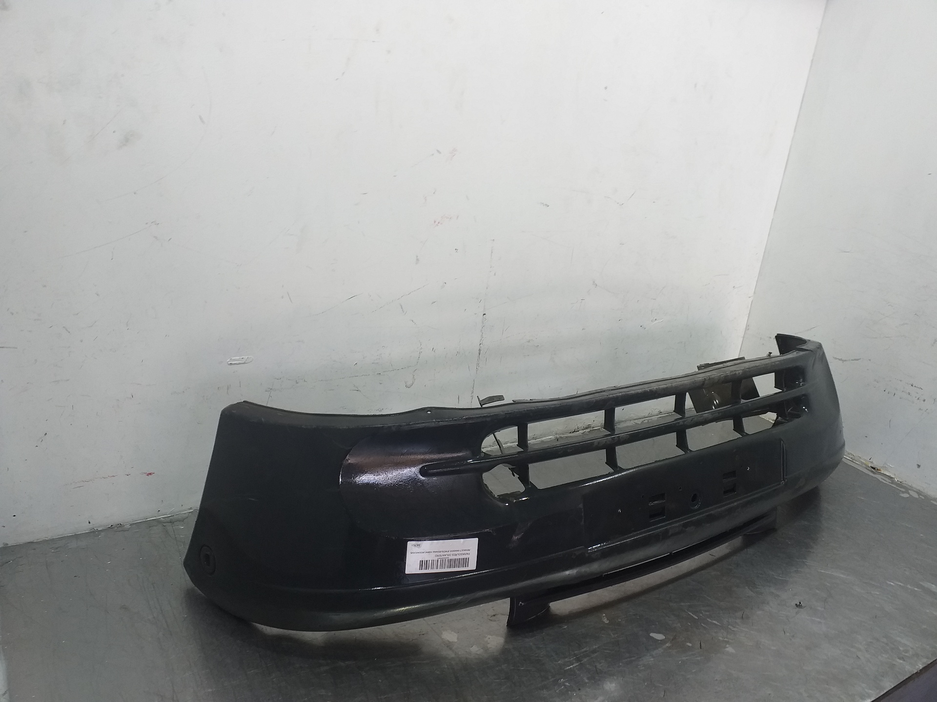 ASTON MARTIN Kangoo 1 generation (1998-2009) Front Bumper 7701694499 25178512