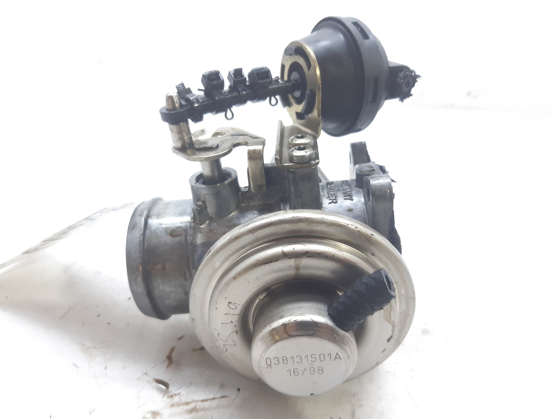 VOLKSWAGEN Bora 1 generation (1998-2005) EGR vārsts 038129637A 18729755