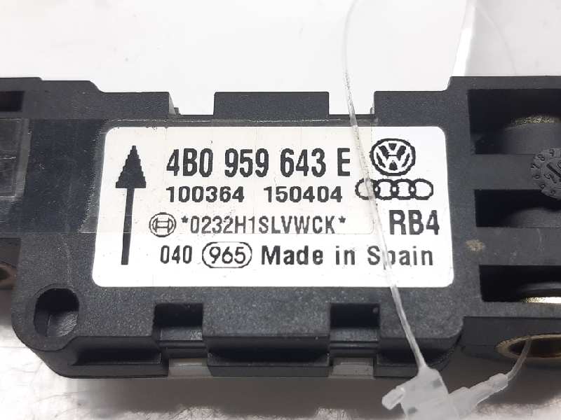 AUDI A3 8P (2003-2013) cita detaļa 4B0959643E 24955659