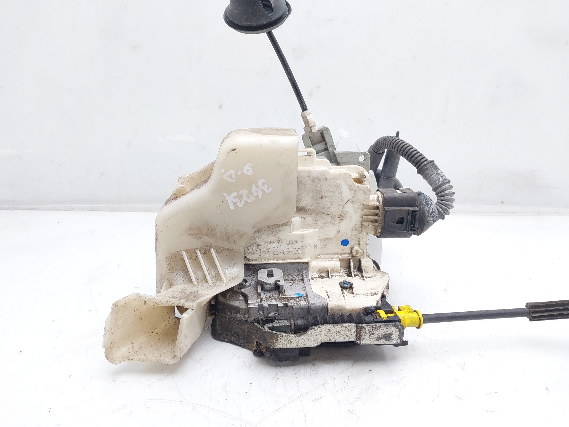 AUDI A4 B8/8K (2011-2016) Front Right Door Lock 8J2837016A 24457916