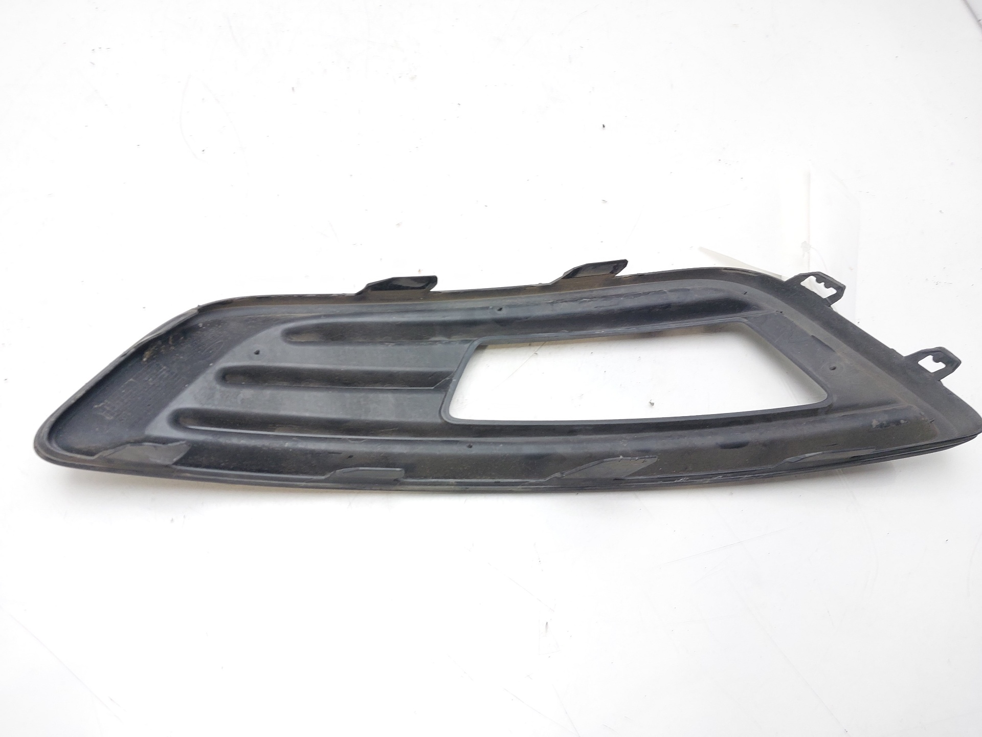 FORD Focus 3 generation (2011-2020) Grilles F1EB15A299A 20149420