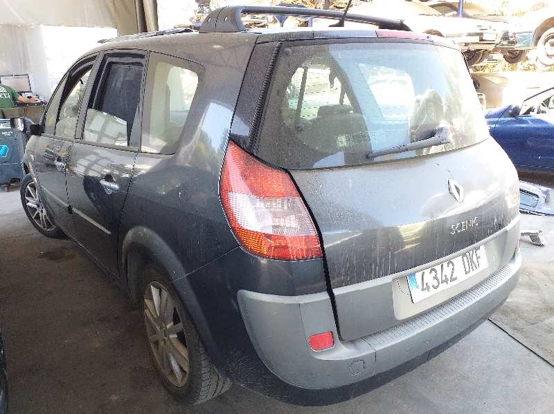 RENAULT Scenic 2 generation (2003-2010) Priekšējais bamperis 620225303R 18395390