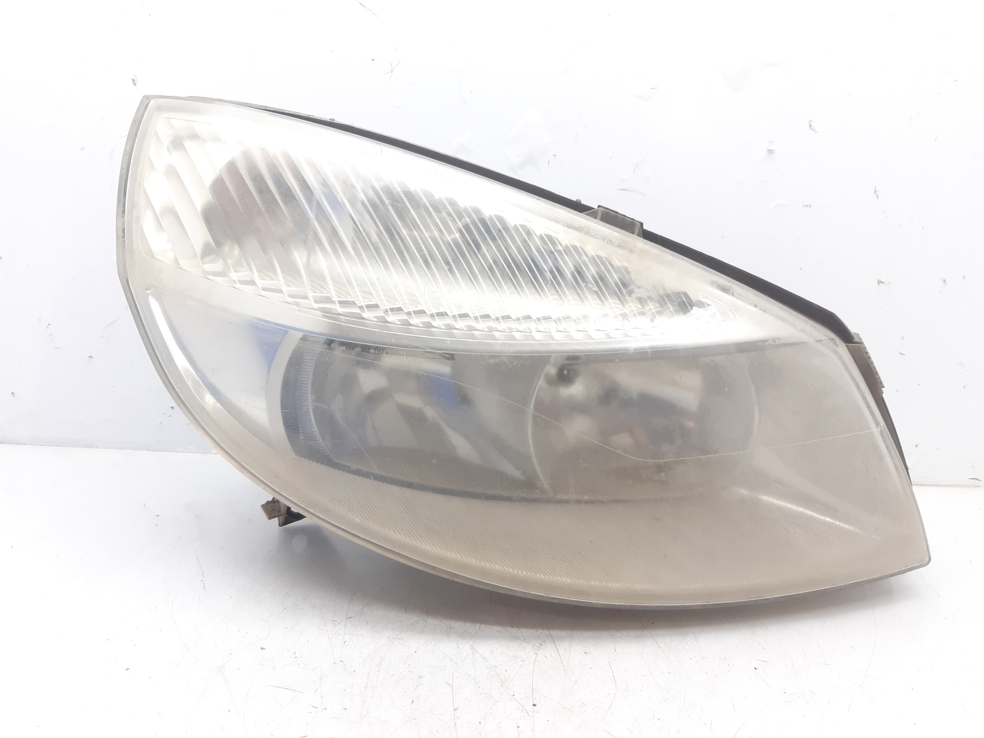 RENAULT Scenic 2 generation (2003-2010) Front Right Headlight 7701064130 24111821