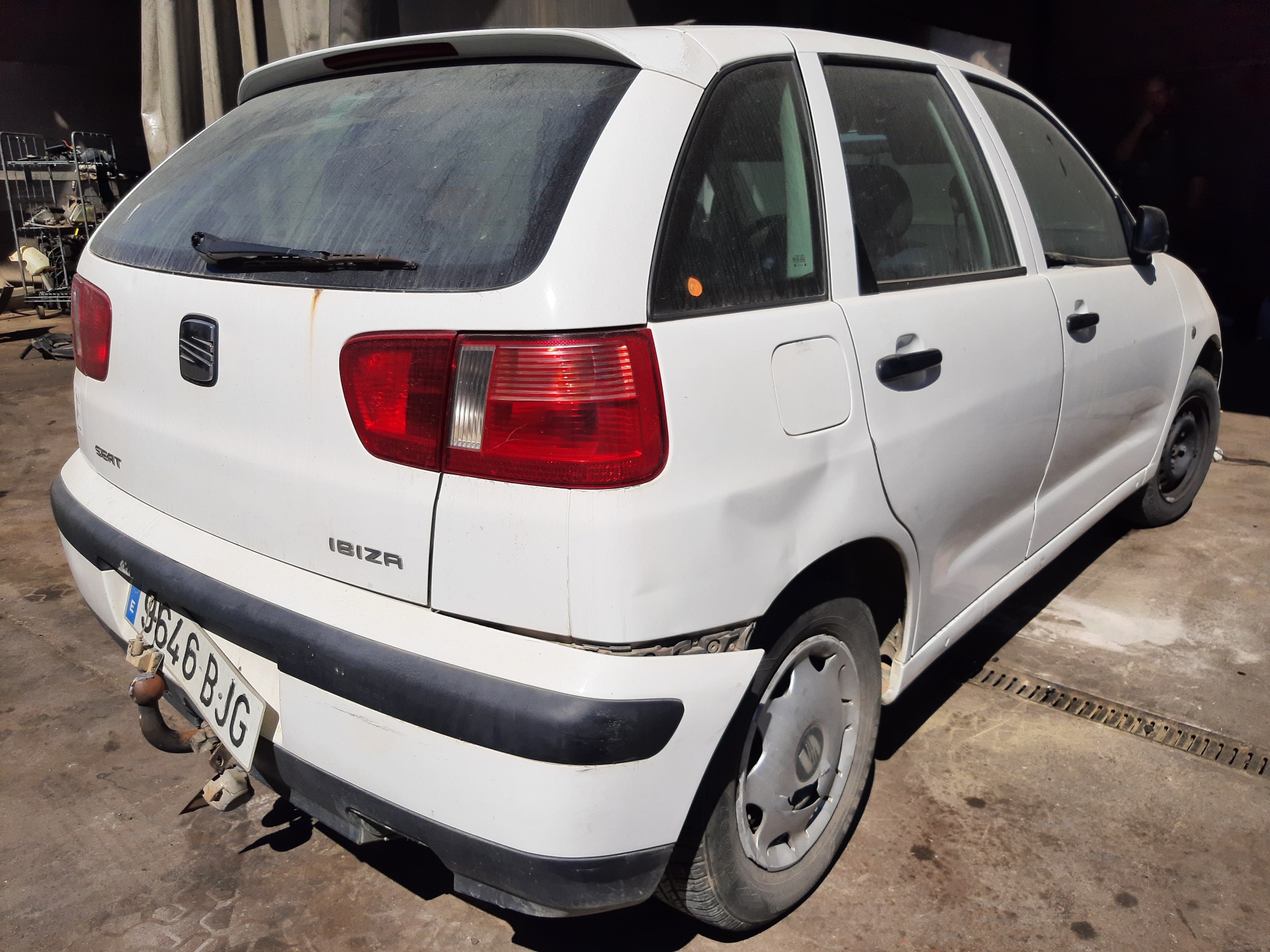 SEAT Cordoba 1 generation (1993-2003) Spoiler hayon 6K6827933E 23021251