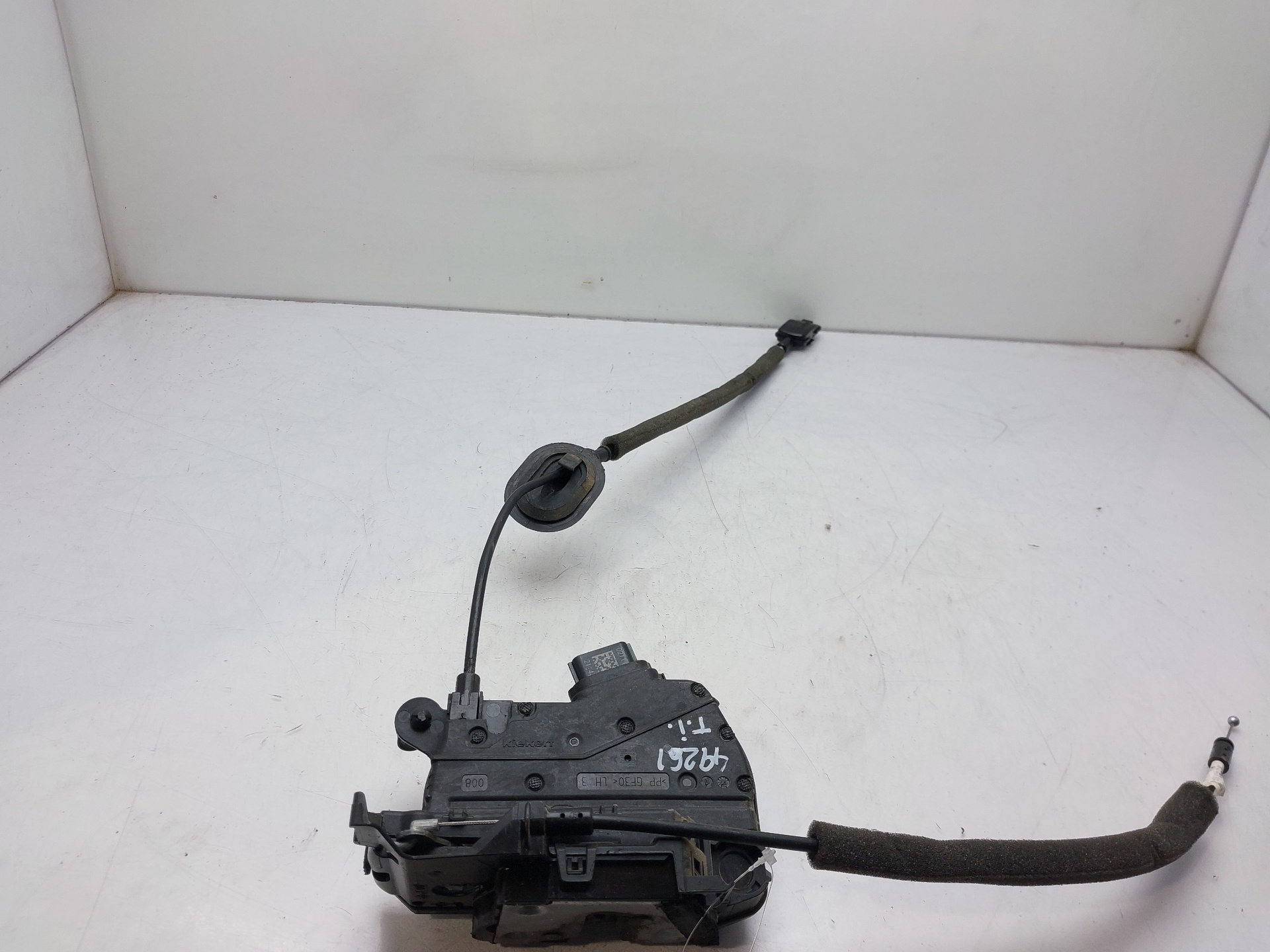 RENAULT Captur 1 generation (2013-2019) Rear Left Door Lock 805034742R 22476100