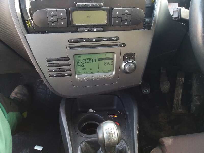 SEAT Leon 2 generation (2005-2012) Galinio dangčio (bagažinės) valytuvo varikliukas 5P0955711B 20176644