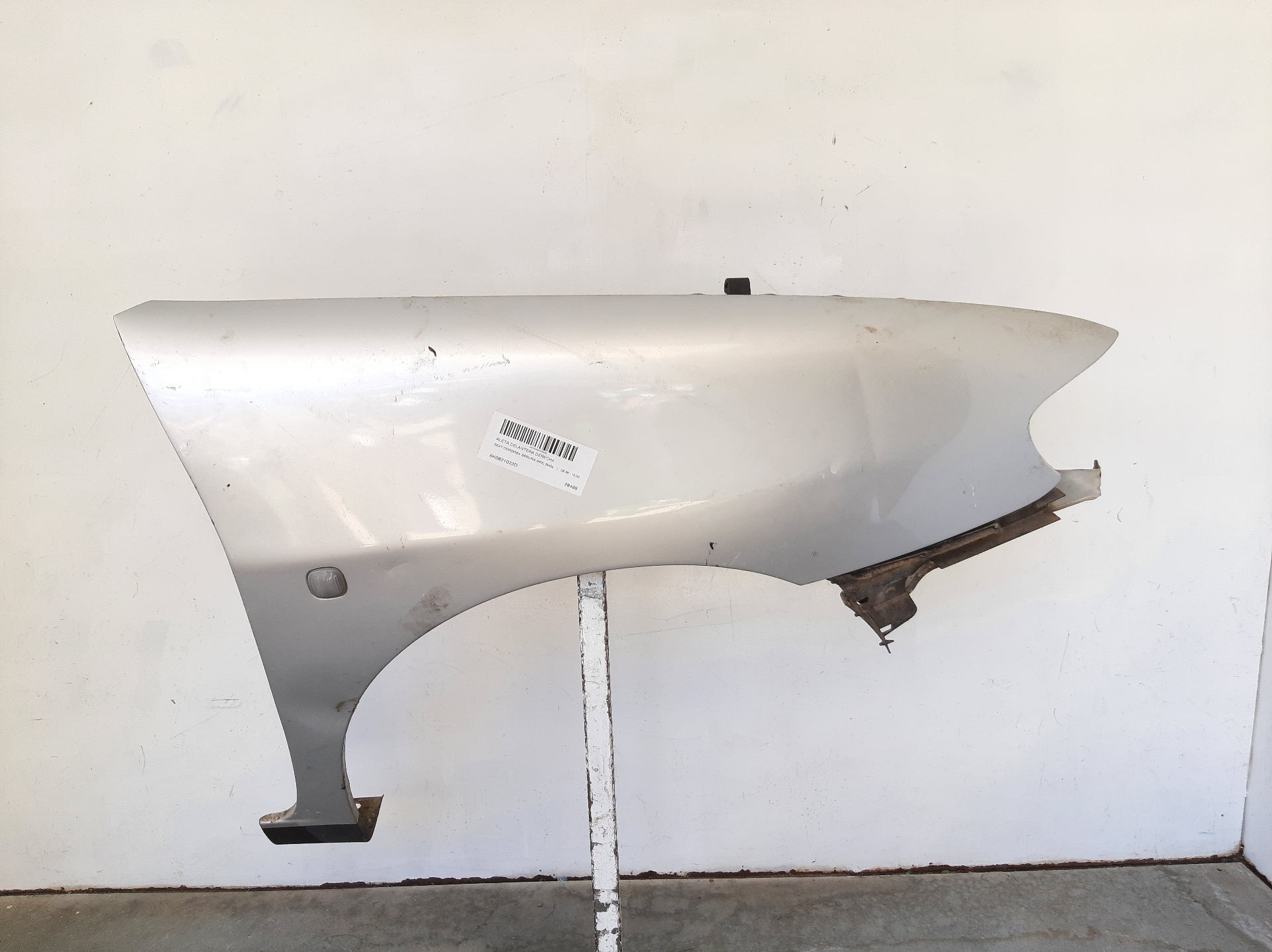 SEAT Ibiza 2 generation (1993-2002) Front Right Fender 6K0821022D 22439901