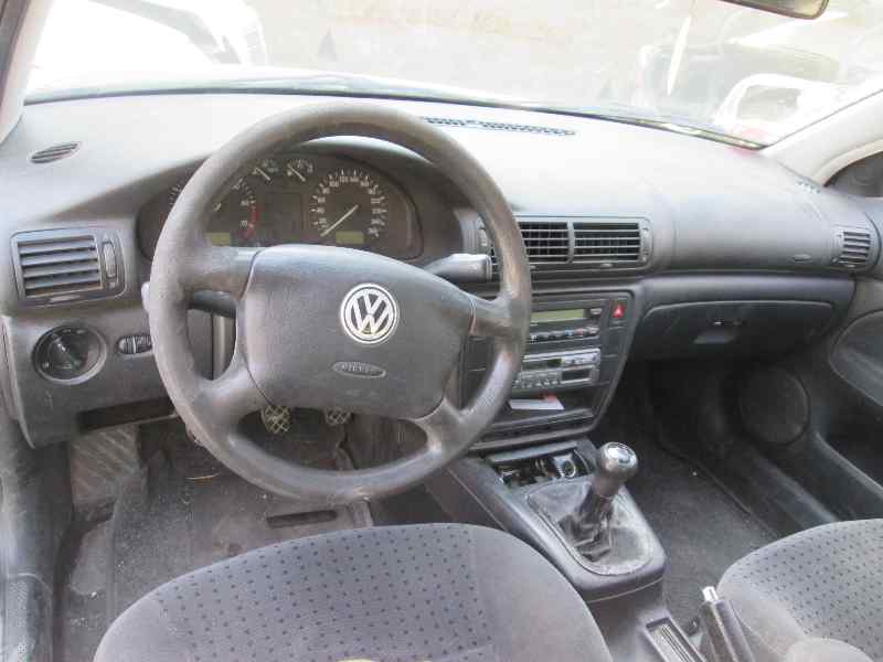 VOLKSWAGEN Passat B5 (1996-2005) Front Right Door Window Control Motor 0130821694 20166104