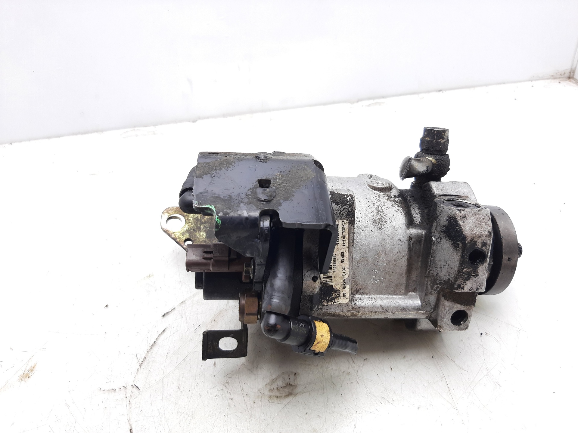 FORD Mondeo 3 generation (2000-2007) High Pressure Fuel Pump 2C1Q9B395AA 25198392