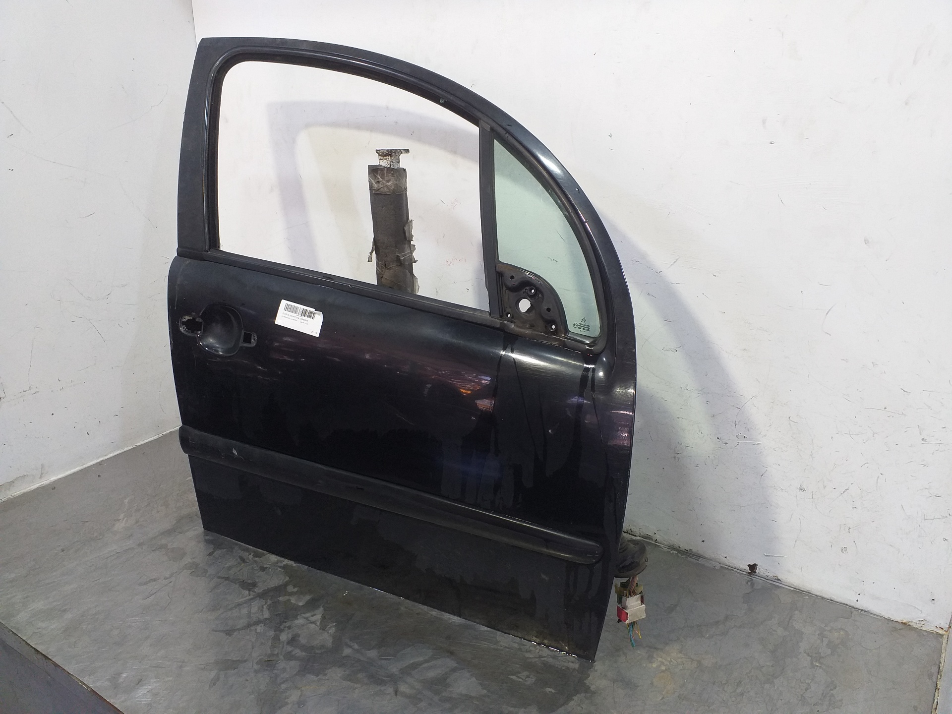 CITROËN C3 1 generation (2002-2010) Front Right Door 9004Y7 25703682