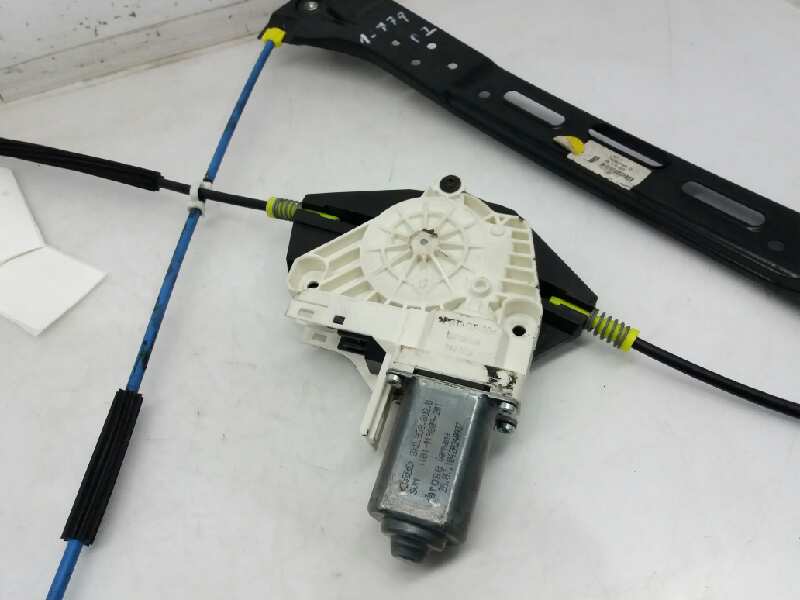 SEAT Alhambra 2 generation (2010-2021) Front Left Door Window Regulator 7N0837461J 20173696