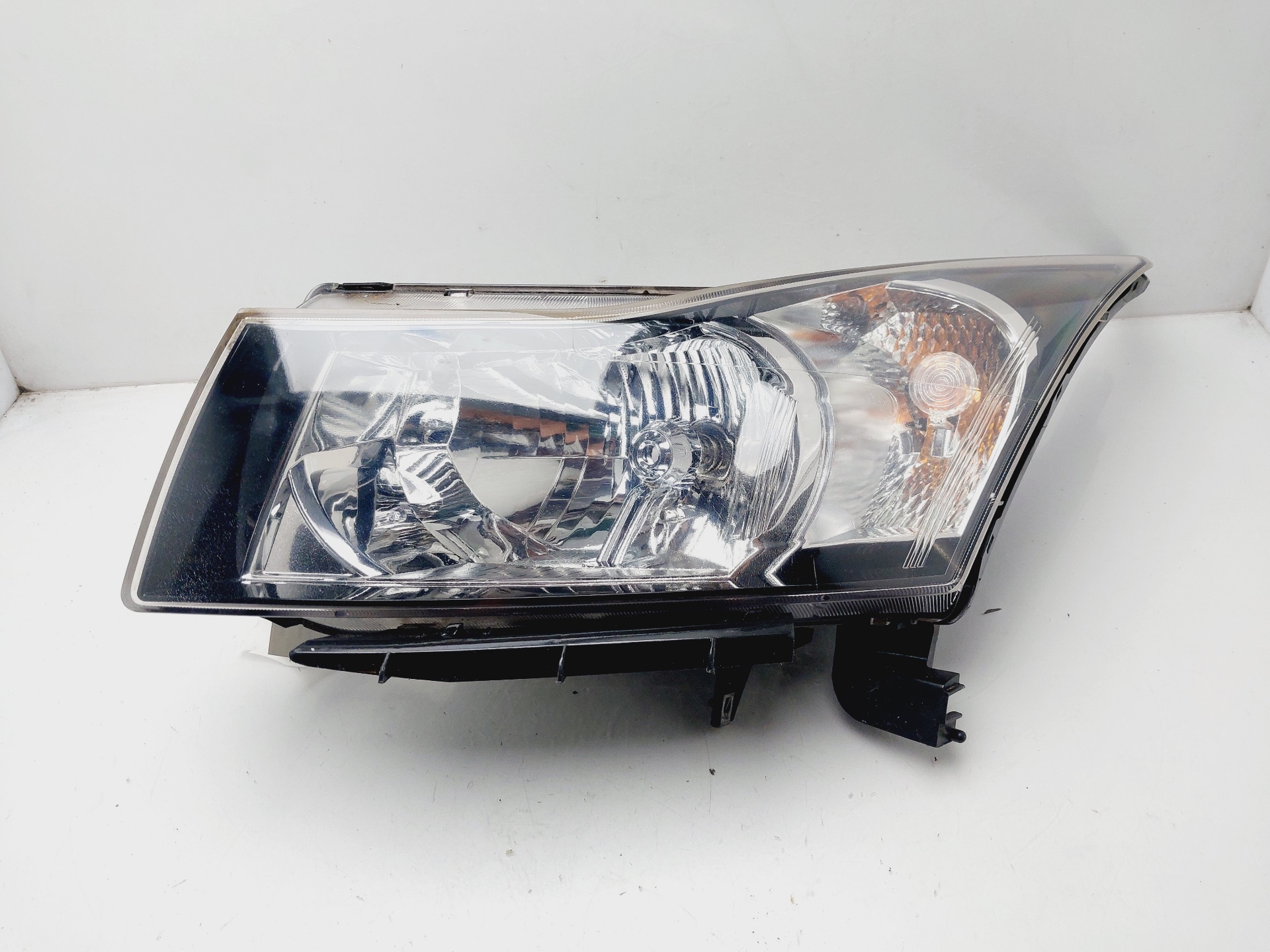 CHEVROLET Cruze 1 generation (2009-2015) Front Left Headlight 96828236 25621617