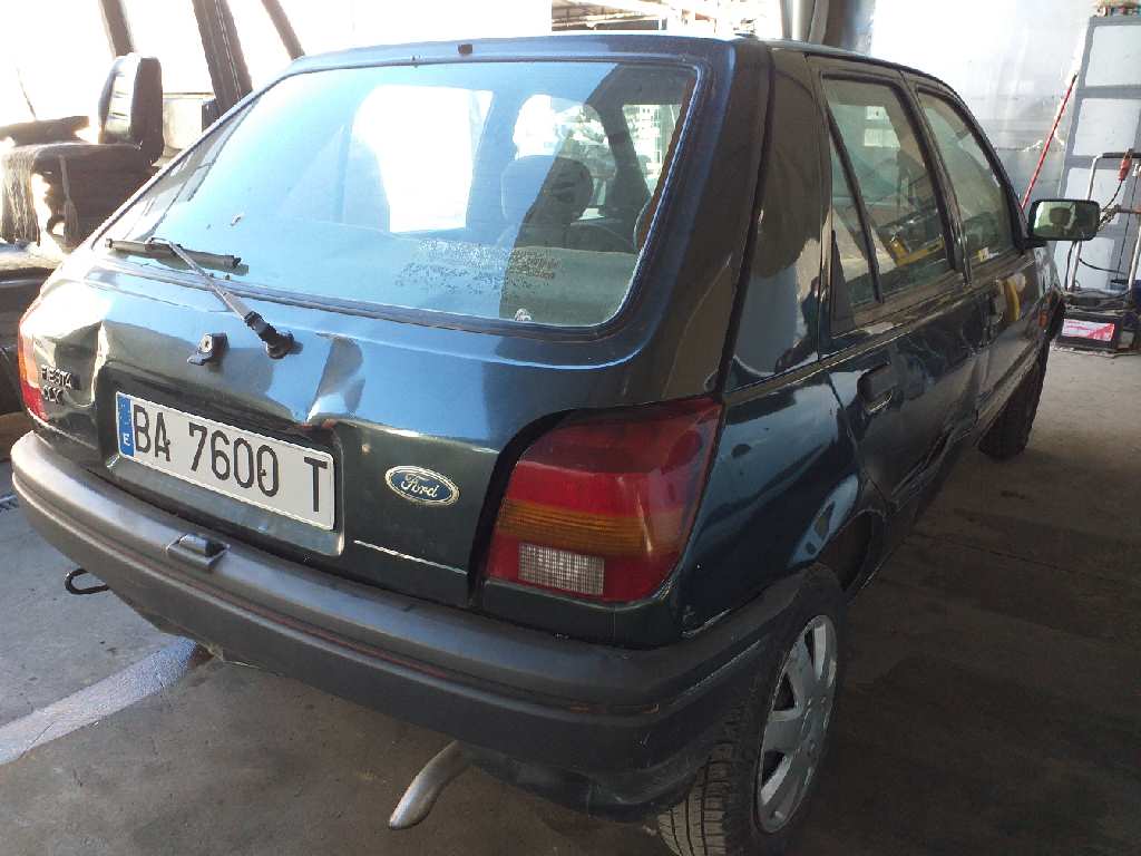 FORD Priekšējā labā spārna pagrieziena signāls 1062433 22131275