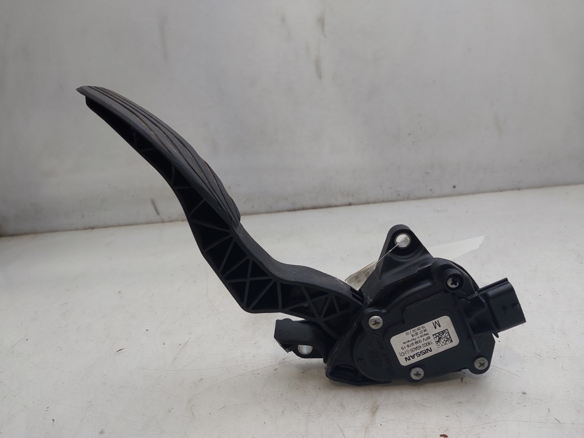 NISSAN Qashqai 2 generation (2013-2023) Andra kroppsdelar 180024BA0B 24149636