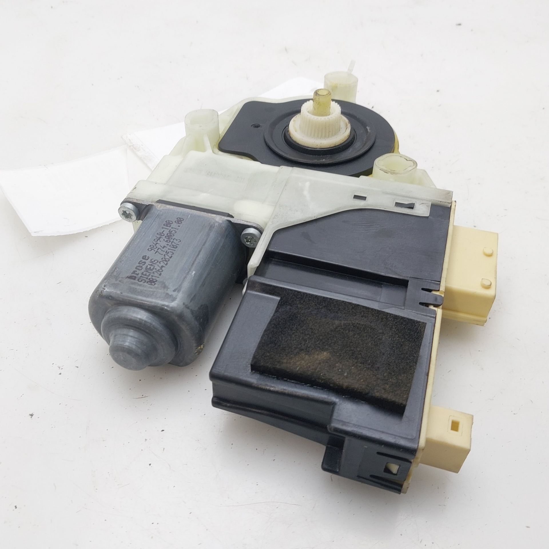 PEUGEOT C4 1 generation (2004-2011) Front Right Door Window Control Motor 9681574880 24973397