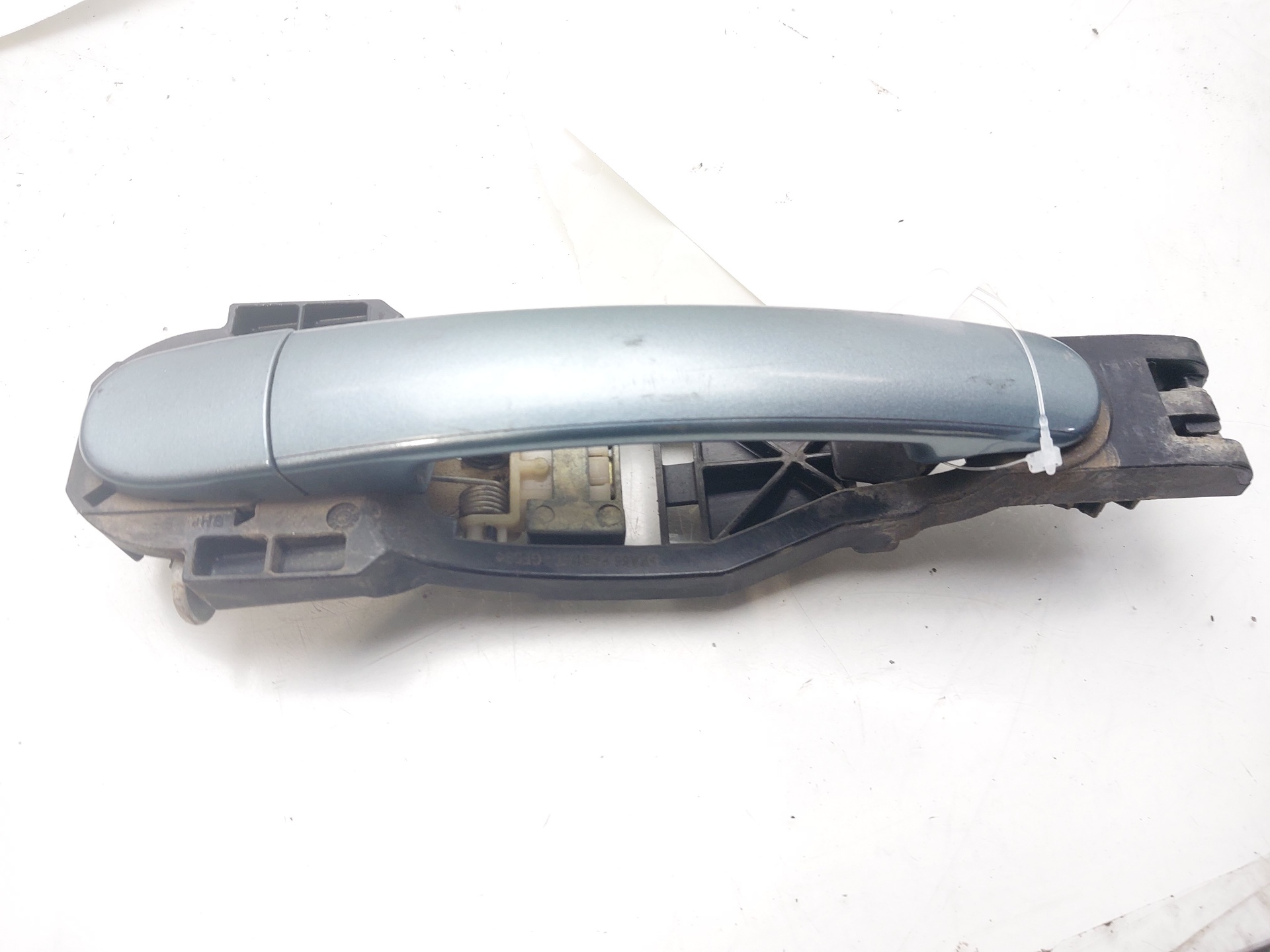 SEAT Toledo 3 generation (2004-2010) Aizmugurējo labo durvju ārējais rokturis 5P0839886A 21634818