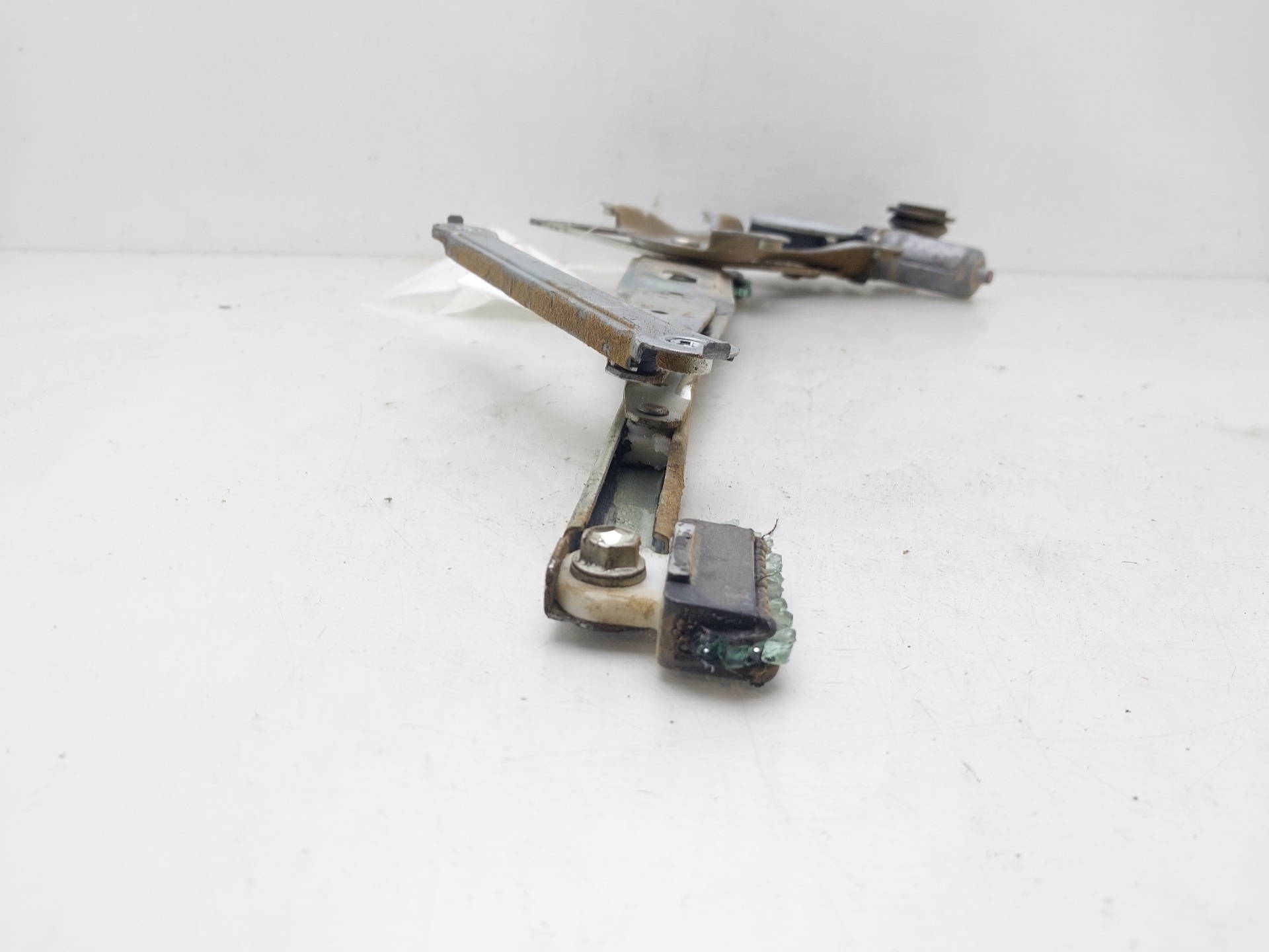 TOYOTA RAV4 2 generation (XA20) (2000-2006) Front Right Door Window Regulator 6980152080 24141872