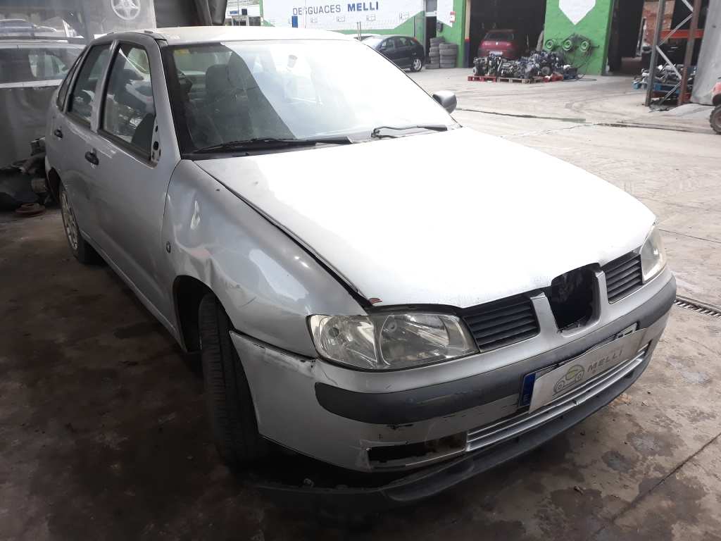 SEAT Ibiza 2 generation (1993-2002) EGR vārsts 038129637 18457364