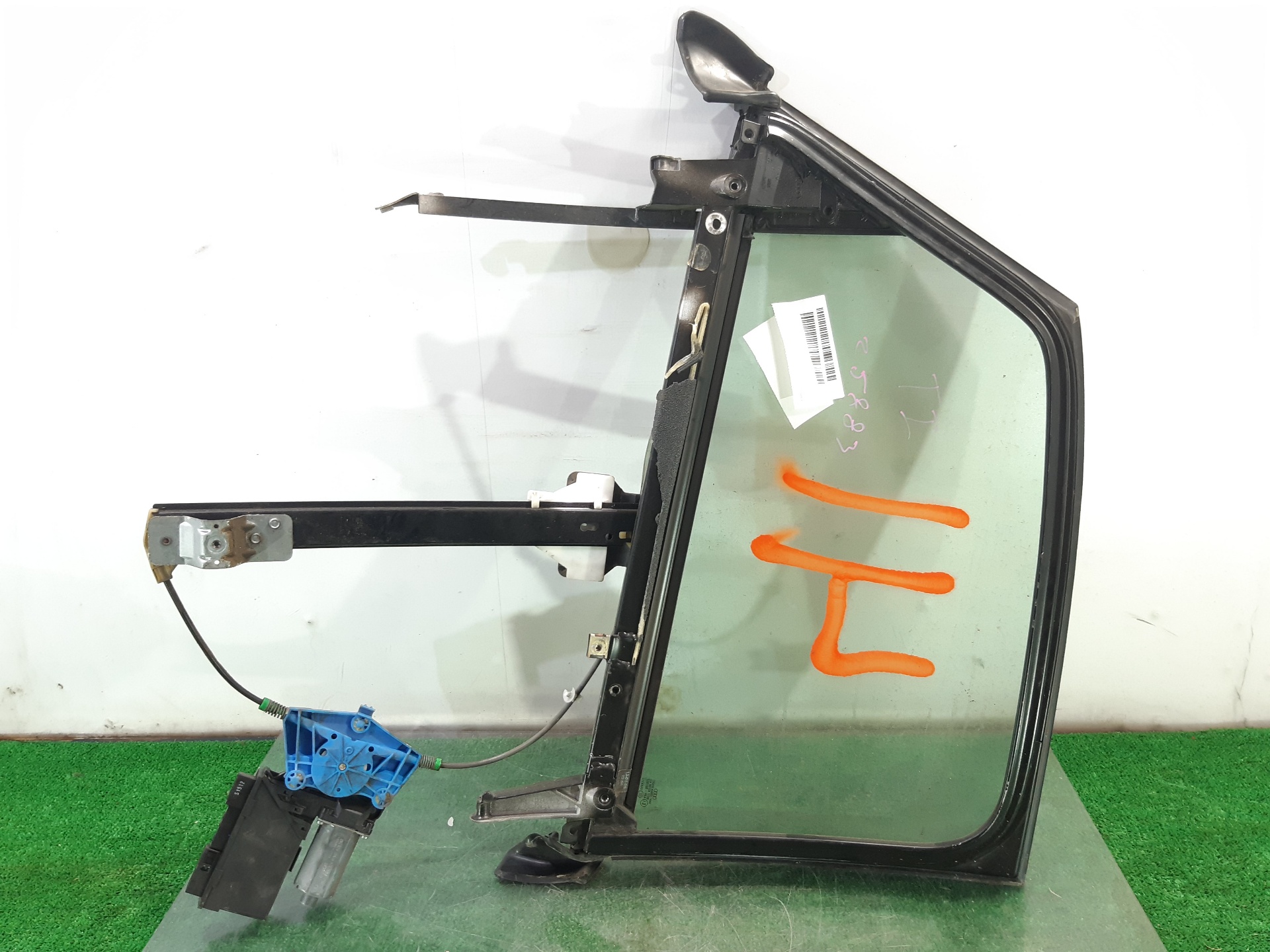 AUDI A4 B6/8E (2000-2005) Rear left door window lifter 8E0839461C 24055140