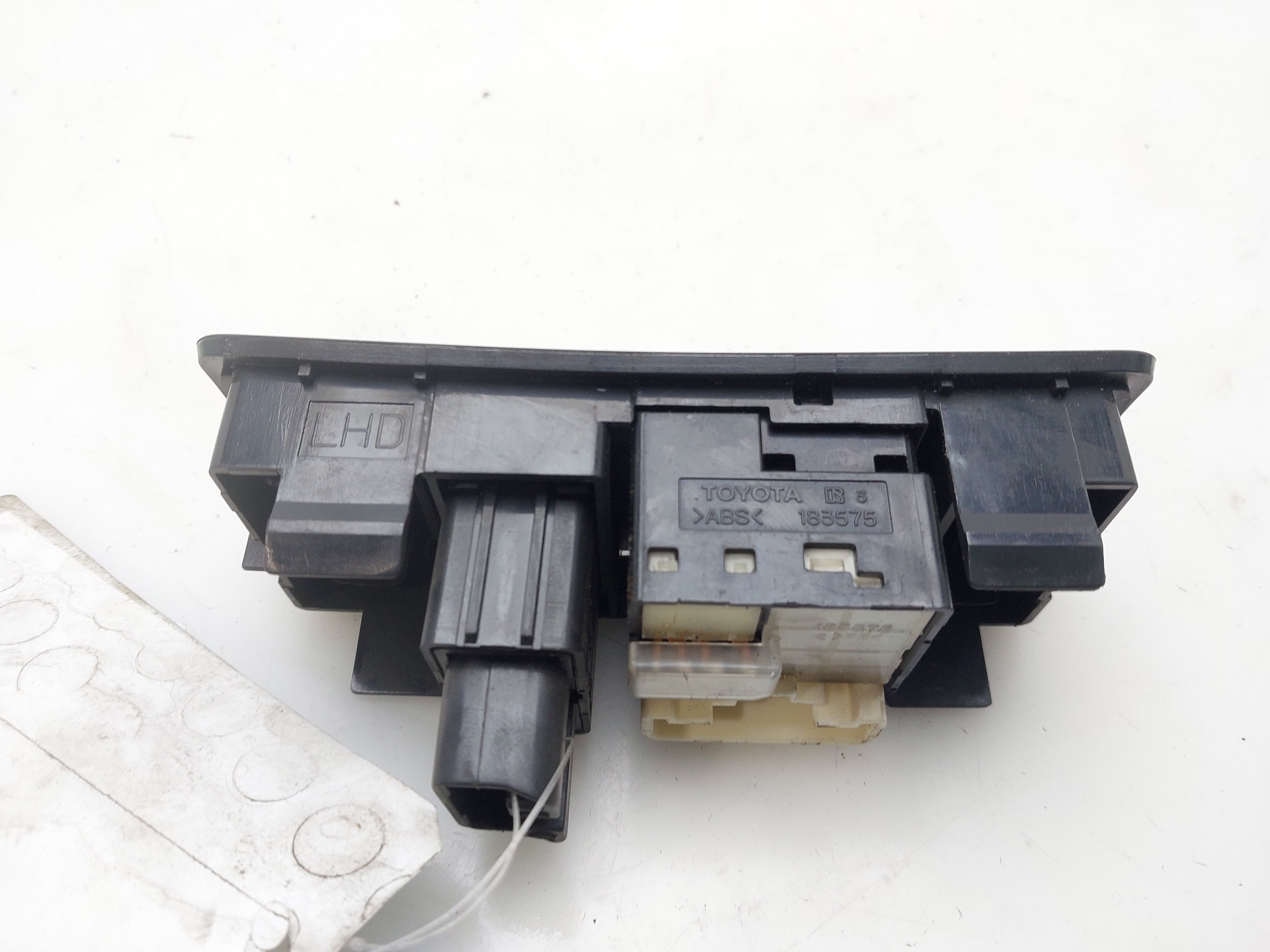 TOYOTA Avensis 2 generation (2002-2009) Switches 777669 24833470