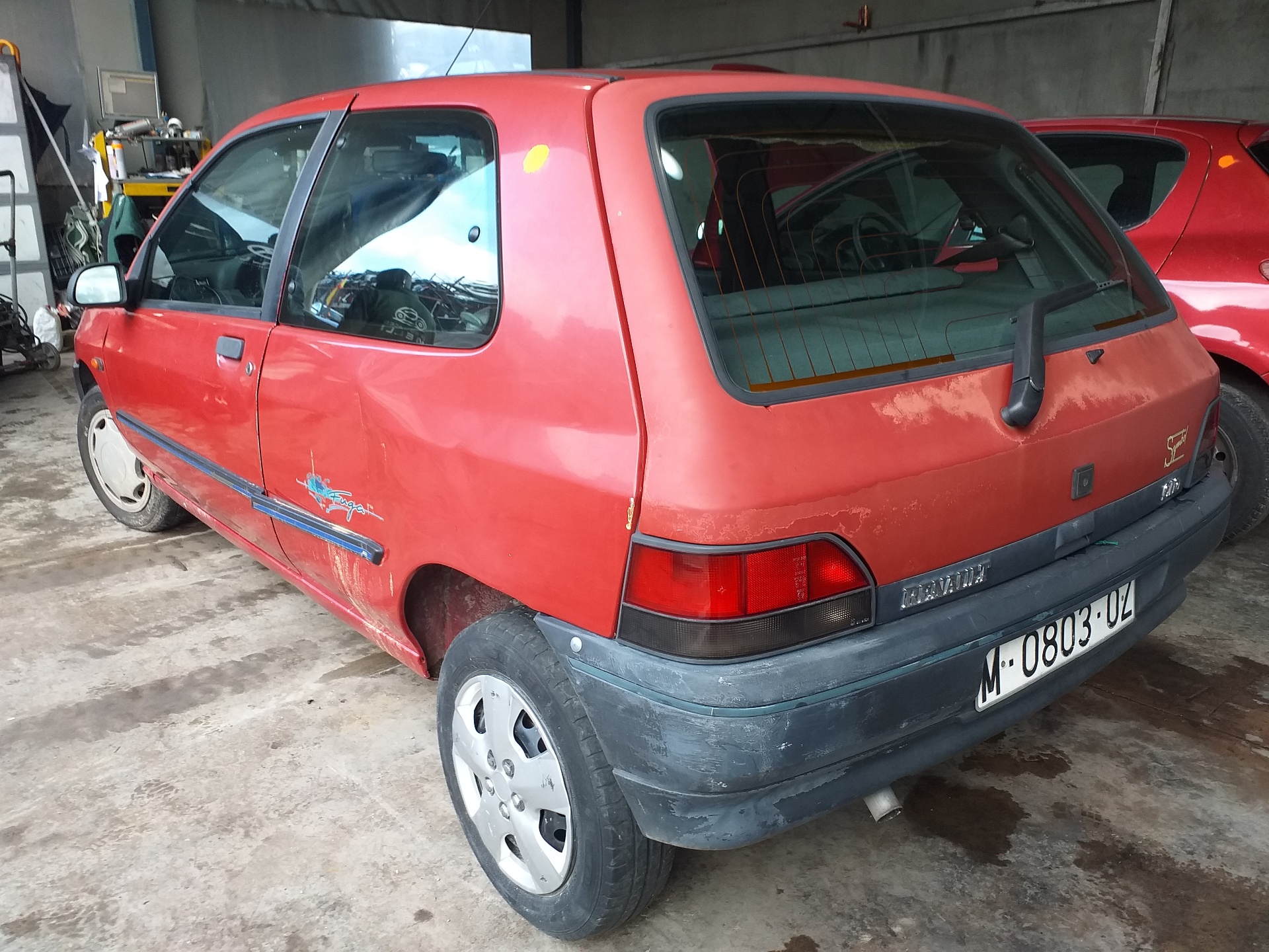 RENAULT Clio 1 generation (1990-1998) Galinio dangčio spyna 7700791731 18782753