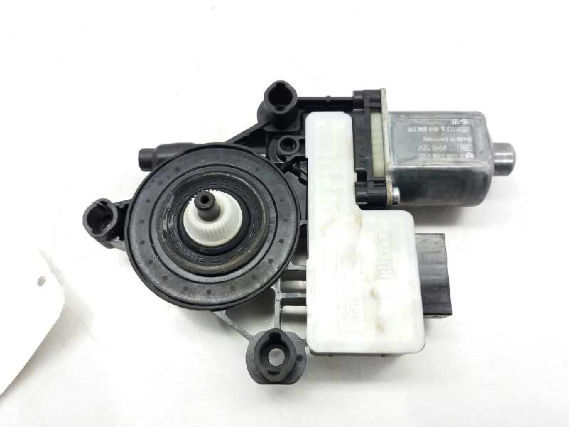 SEAT Leon 3 generation (2012-2020) Rear Left Door Window Control Motor 0130822725 20176232