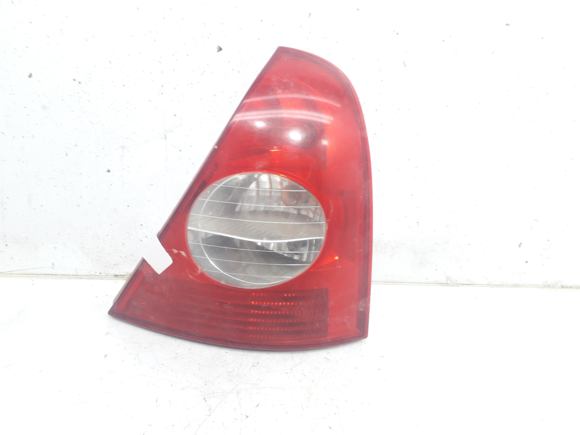 RENAULT Clio 2 generation (1998-2013) Rear Right Taillight Lamp 8200917487 18800451