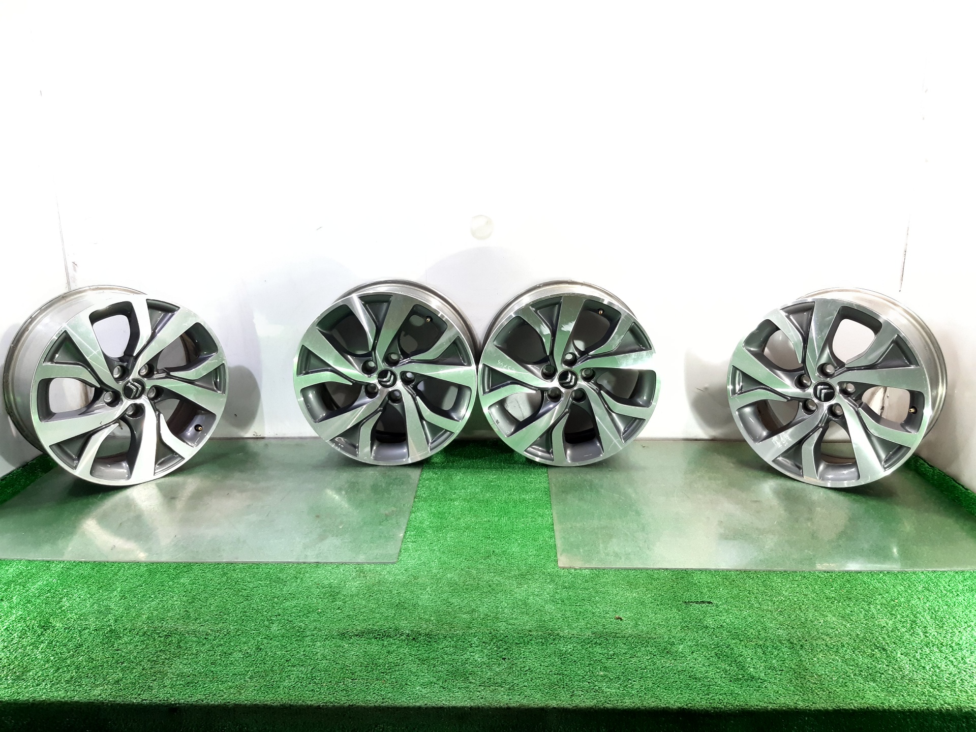 CITROËN C4 AirCross 1 generation (2012-2017) Wheel Set R18 24115587