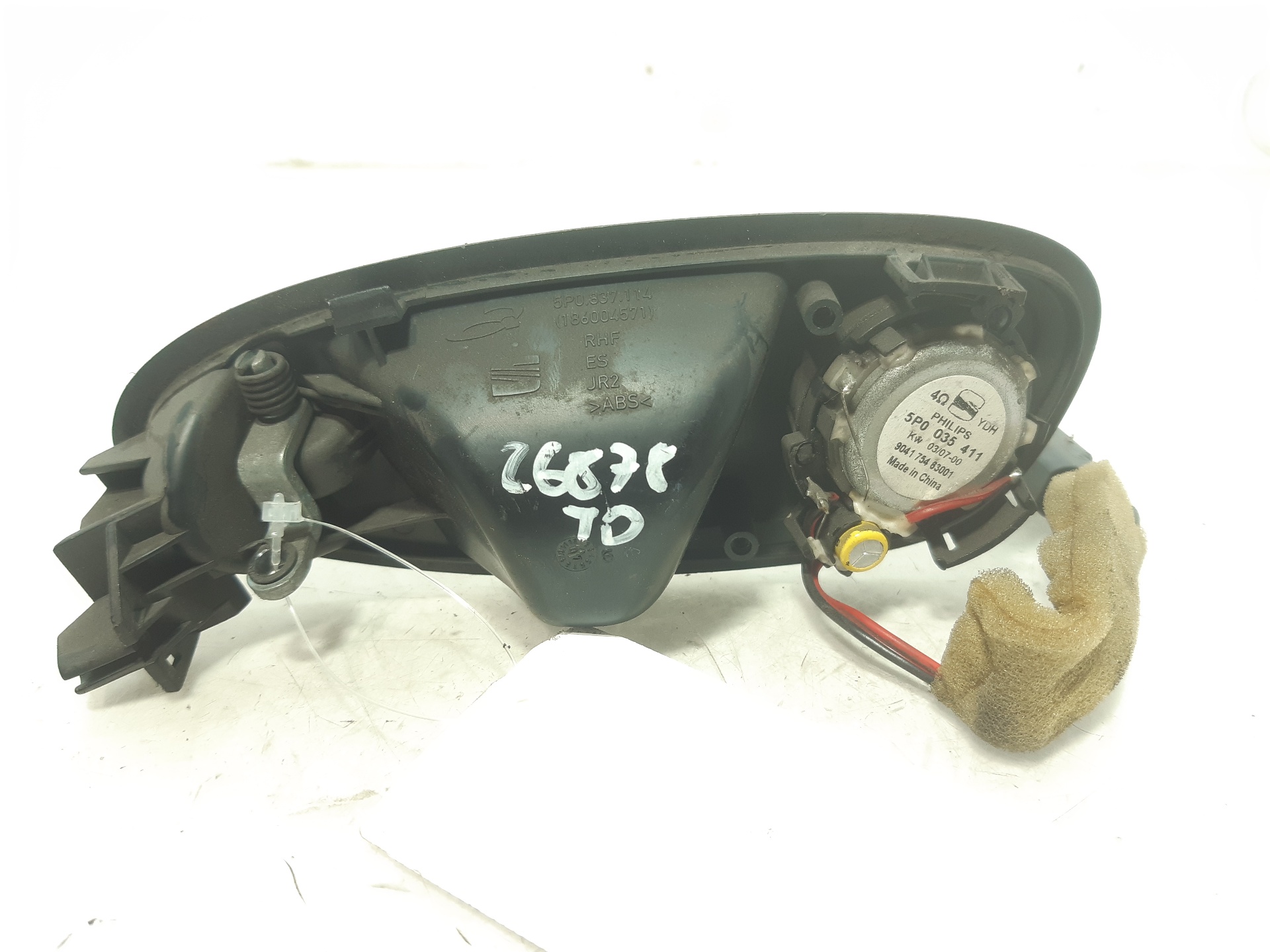 SEAT Leon 2 generation (2005-2012) Labais aizmugures iekšējais atvēršanas rokturis 5P0837114 18783223