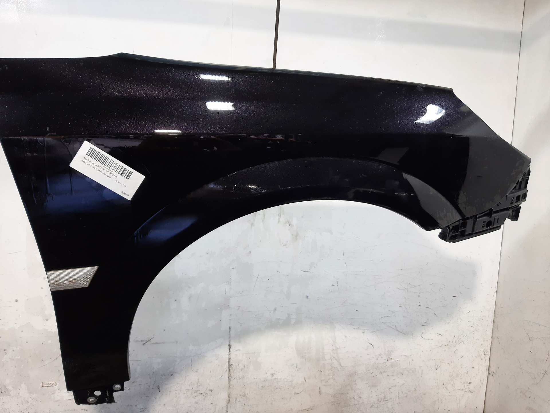 OPEL Vectra Front Right Fender 93172025 24141052