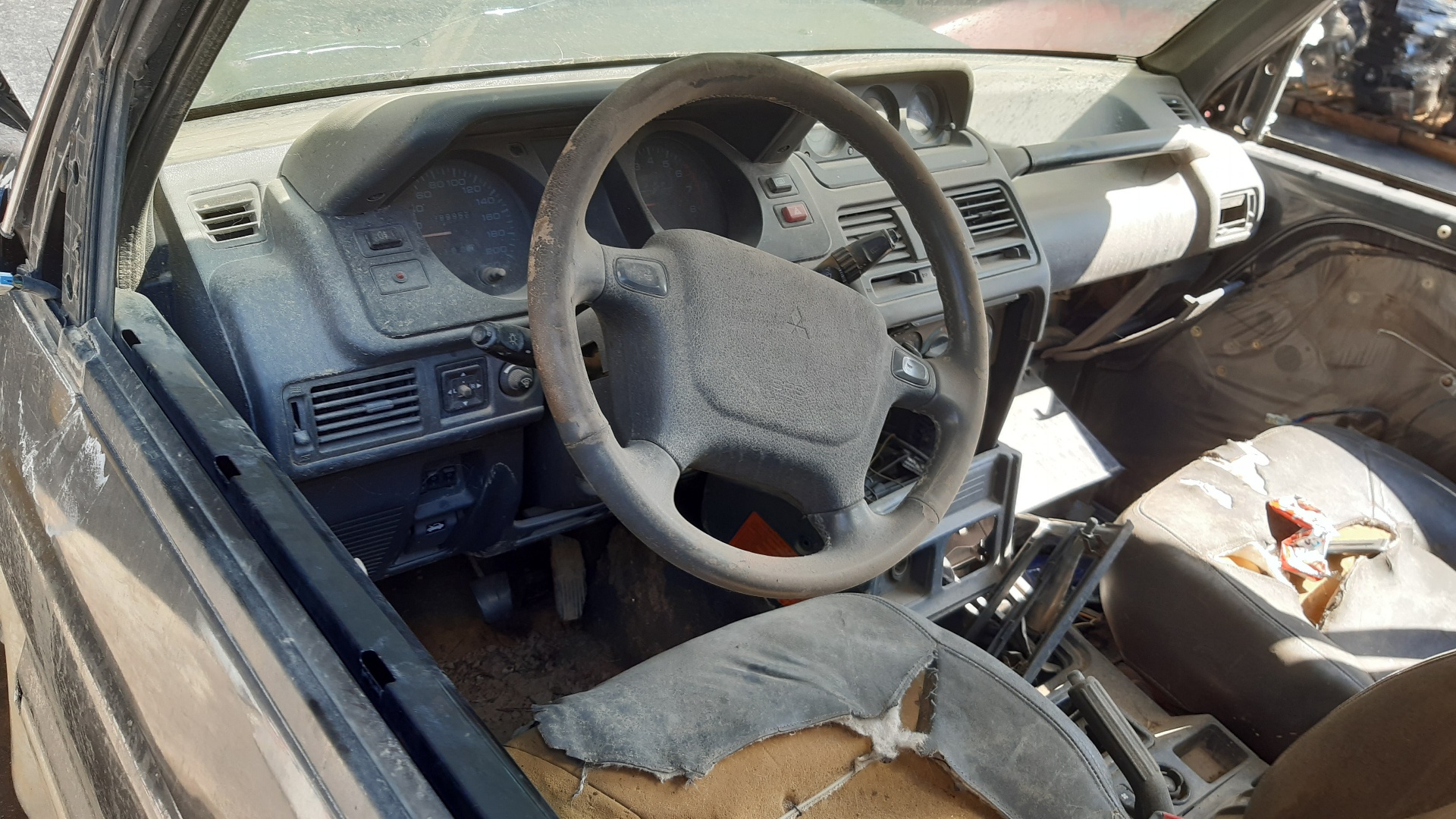 MITSUBISHI Pajero 2 generation (1991-1999) Unitate de control închidere centralizată MB669754 24112965