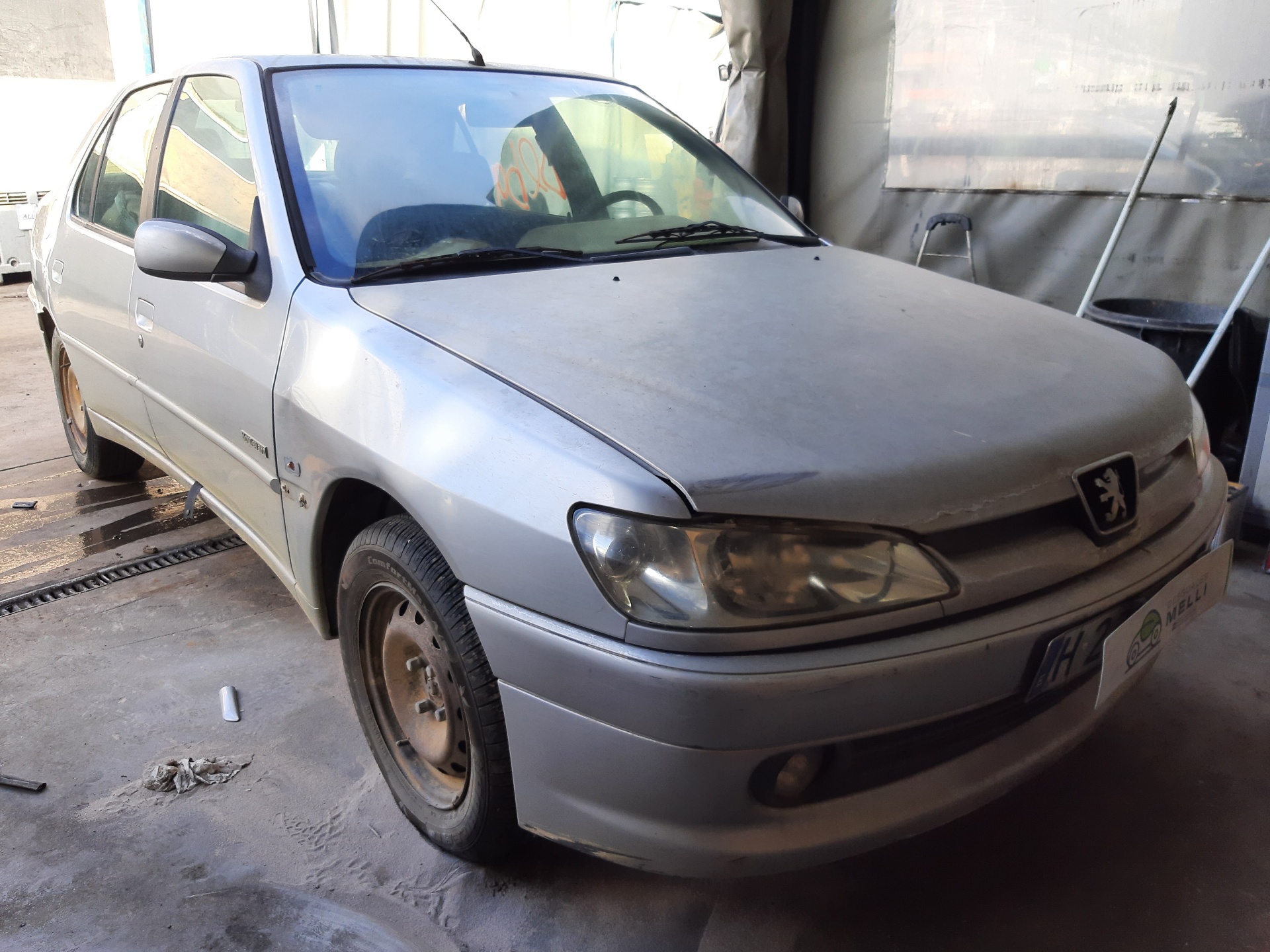 PEUGEOT 306 1 generation (1993-2002) Фара передняя левая 6204V7 18754939