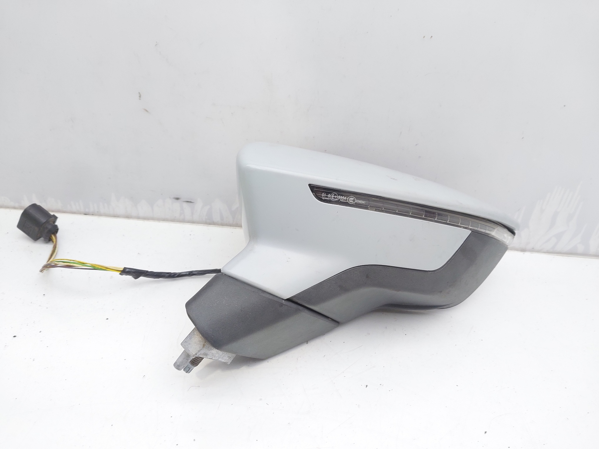 SEAT Leon 3 generation (2012-2020) Left Side Wing Mirror 5F1857507P 24146909