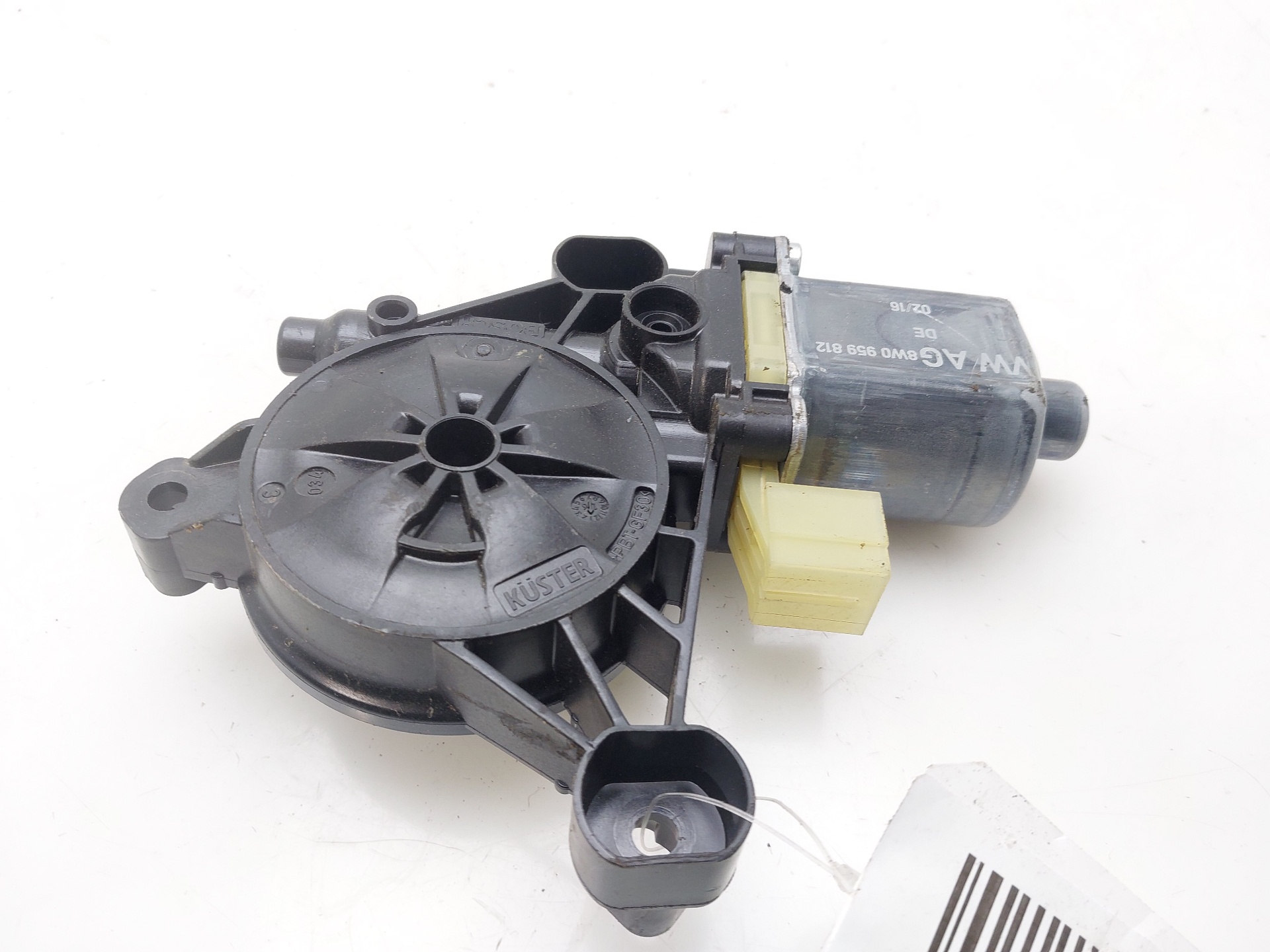 AUDI A4 B9/8W (2015-2024) Moteur de commande de vitre de porte arrière droite 8W0959812 24511340