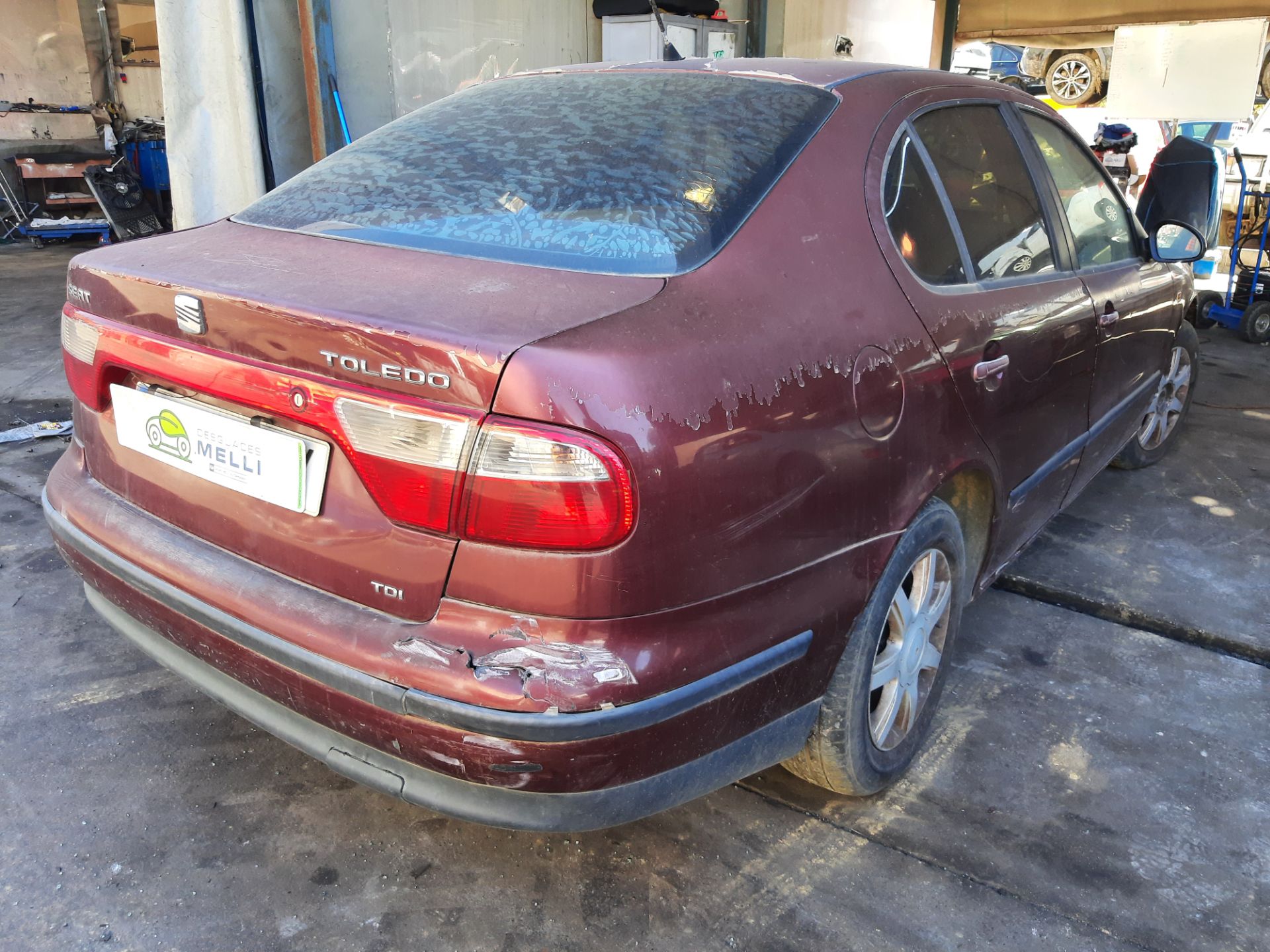 NISSAN Oglindă ușă stânga față 1M0857933A 25703398