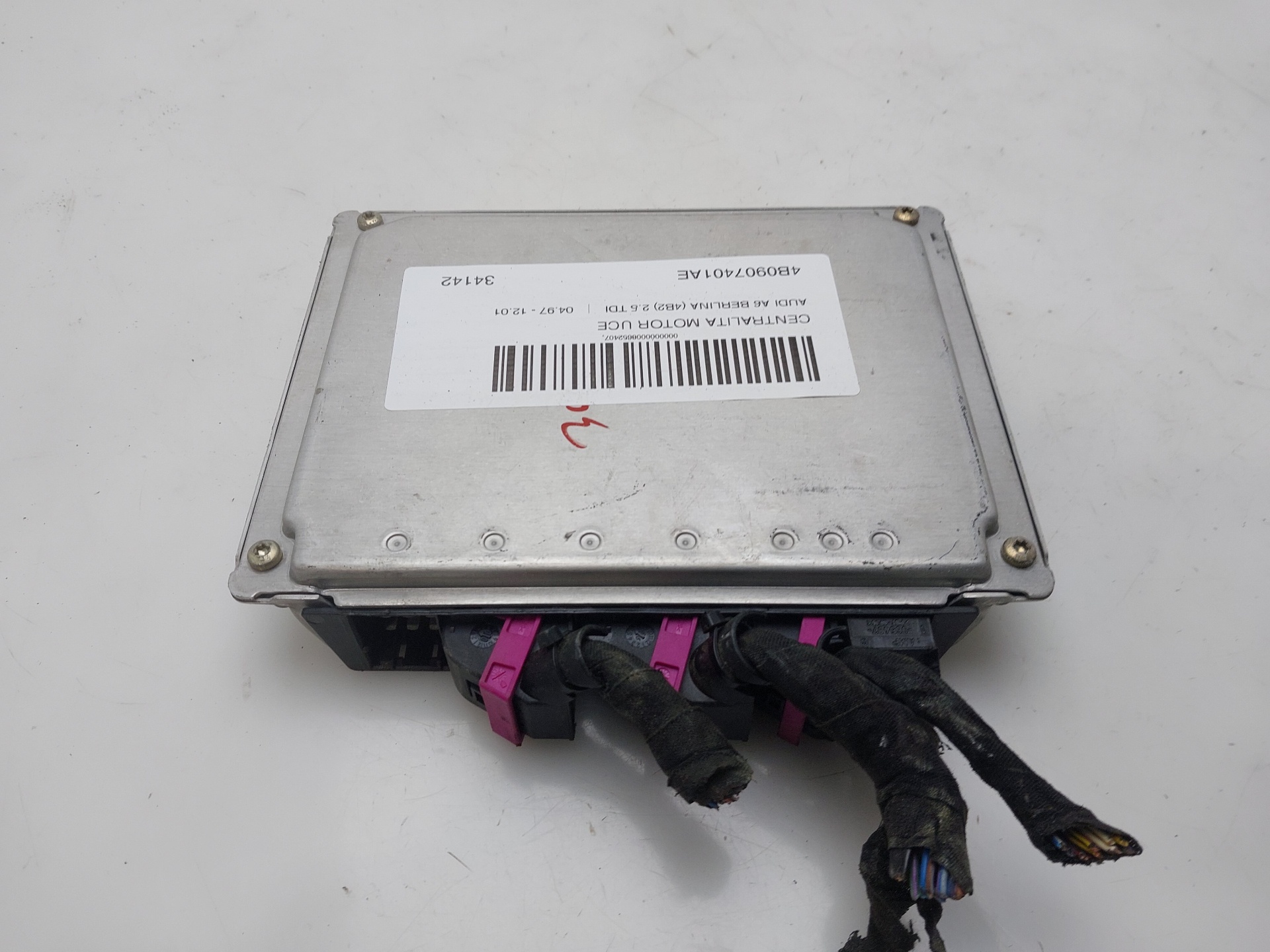 FIAT Engine Control Unit ECU 4B0907401AE 25982070