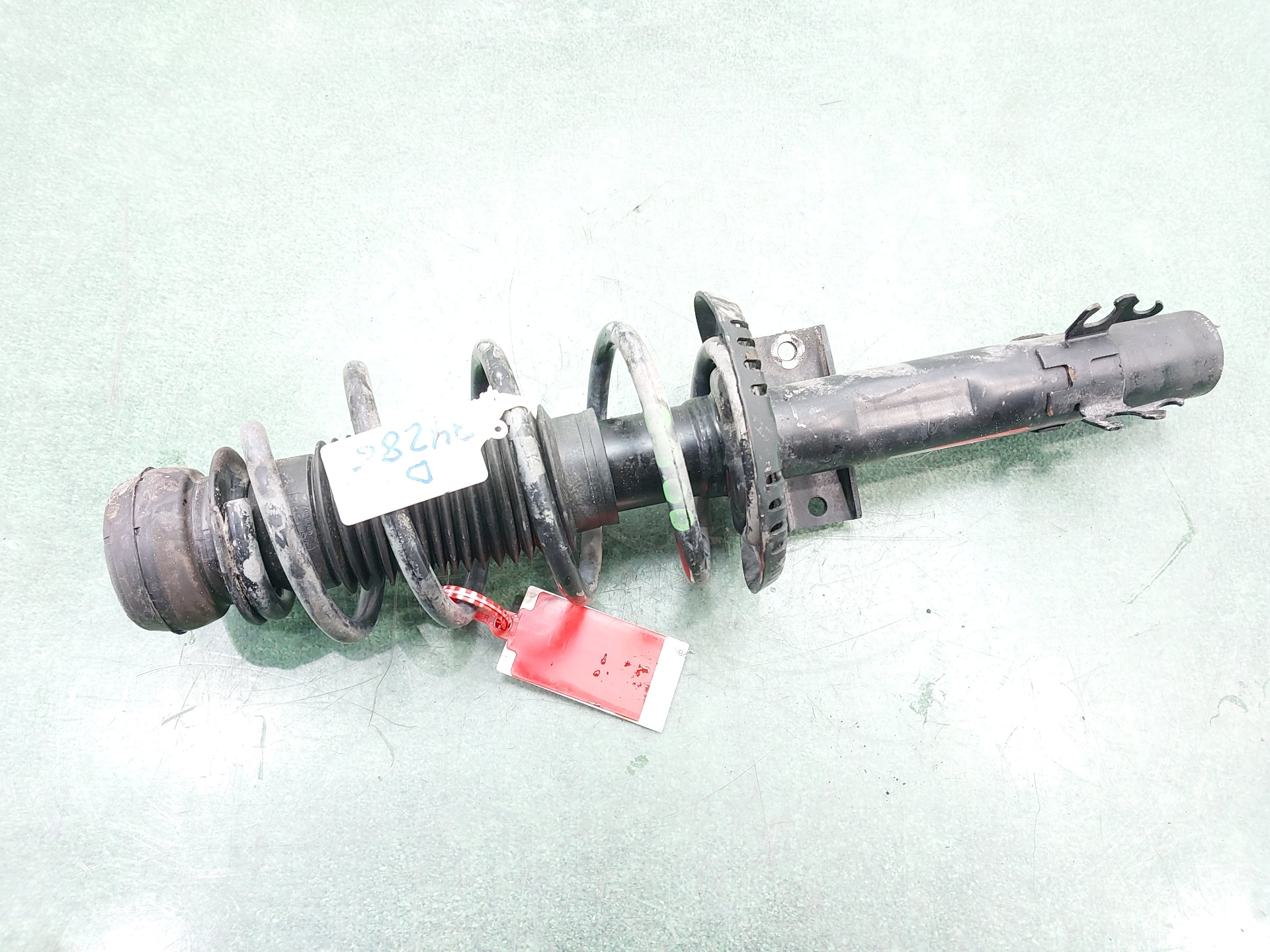 SEAT Ibiza 4 generation (2008-2017) Front Right Shock Absorber 6R0413031F 24758682