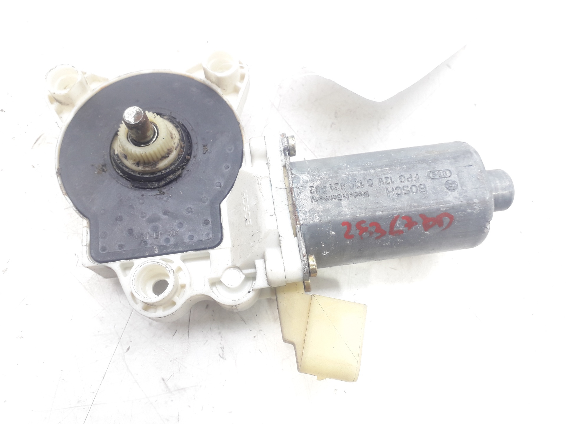 MERCEDES-BENZ CLS-Class C219 (2004-2010) Front Right Door Window Control Motor A2118200642 18802628