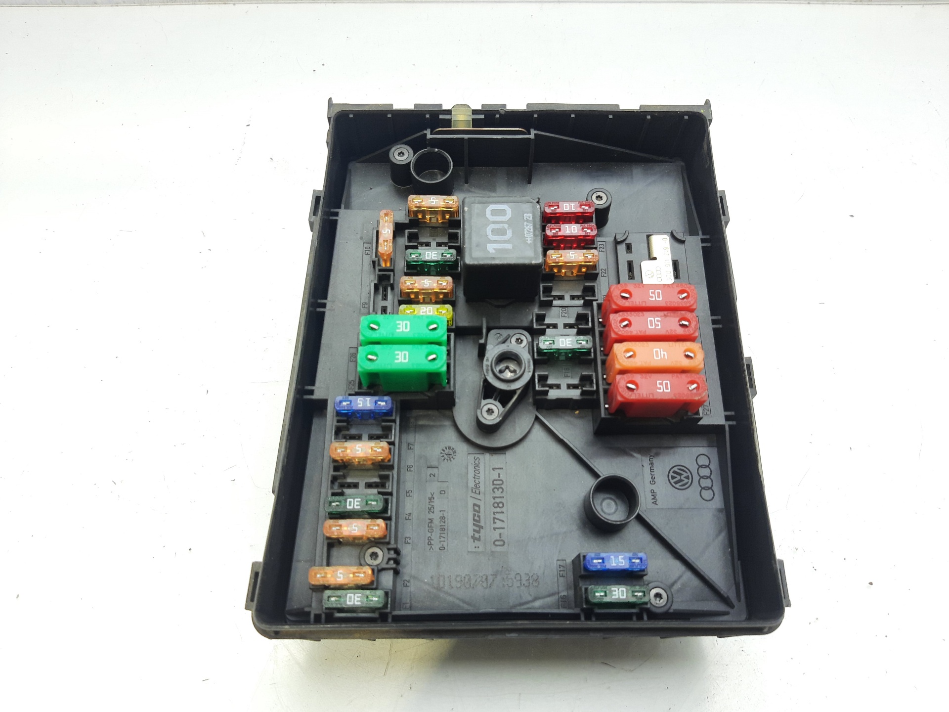 VOLKSWAGEN Touran 1 generation (2003-2015) Fuse Box 1K0937125 20793824